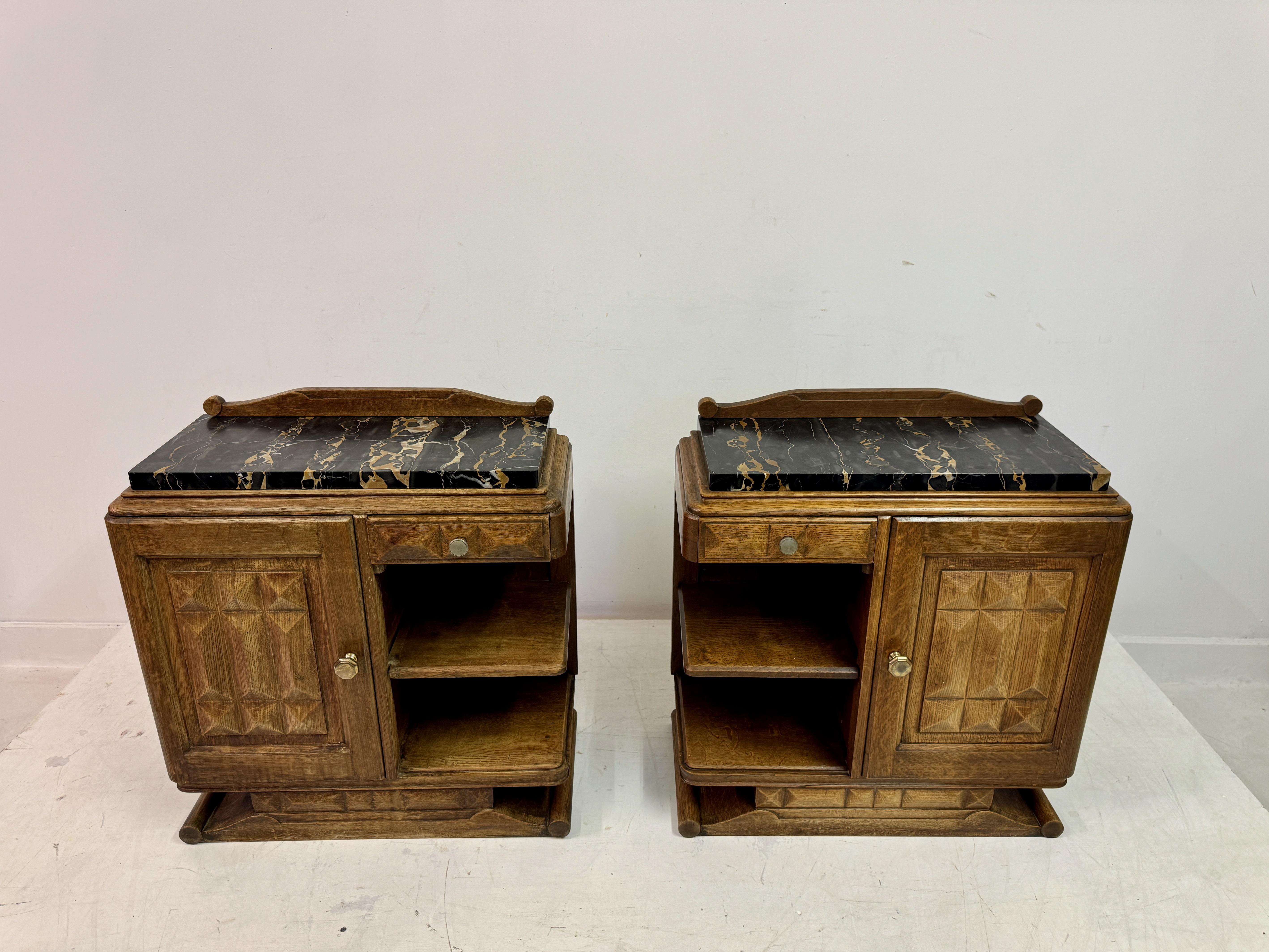 Pair of French Oak Bedside Cabinets with Portoro Marble Tops In Good Condition For Sale In London, London