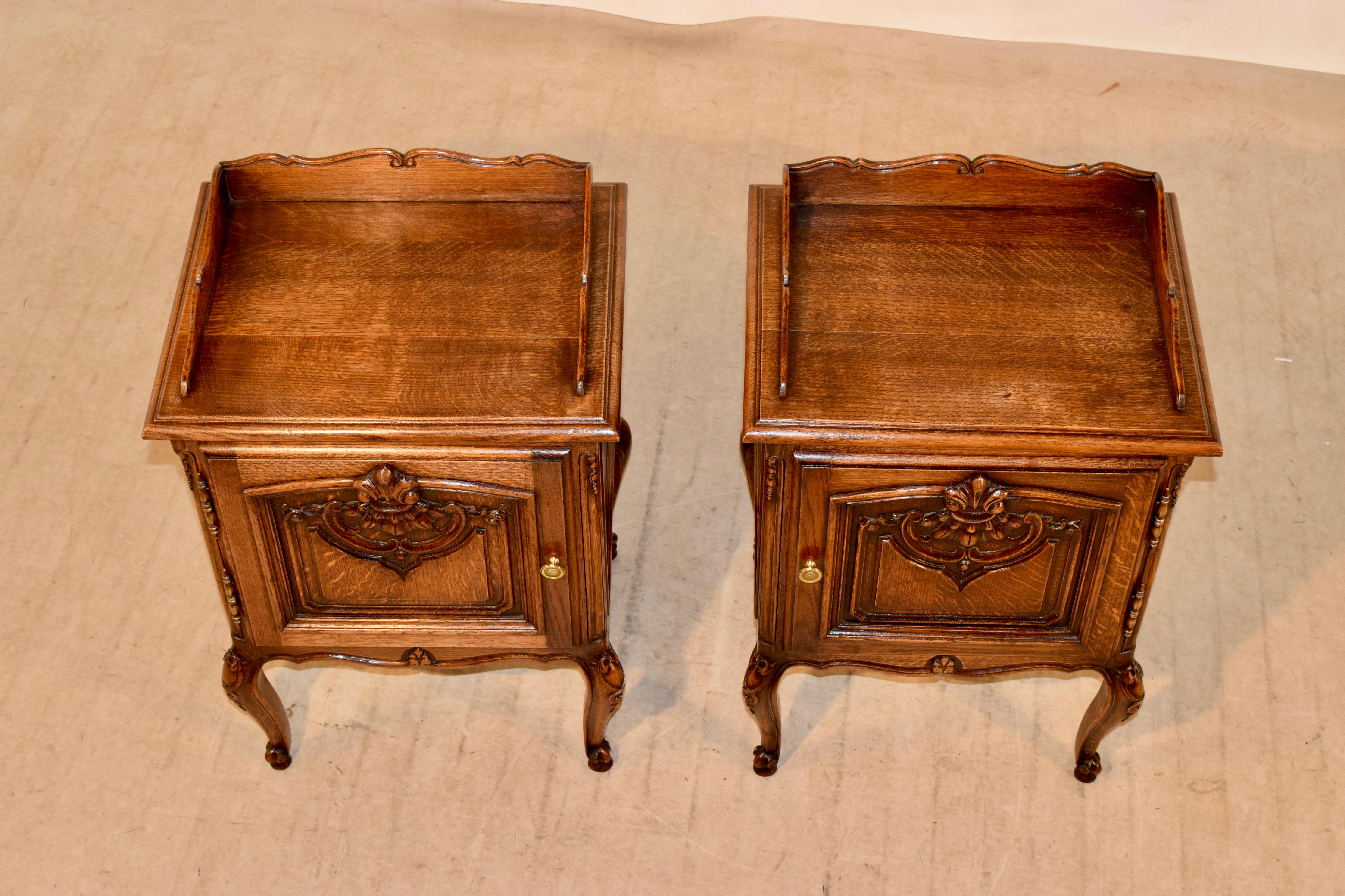 Pair of French Oak Bedsides, circa 1900 1