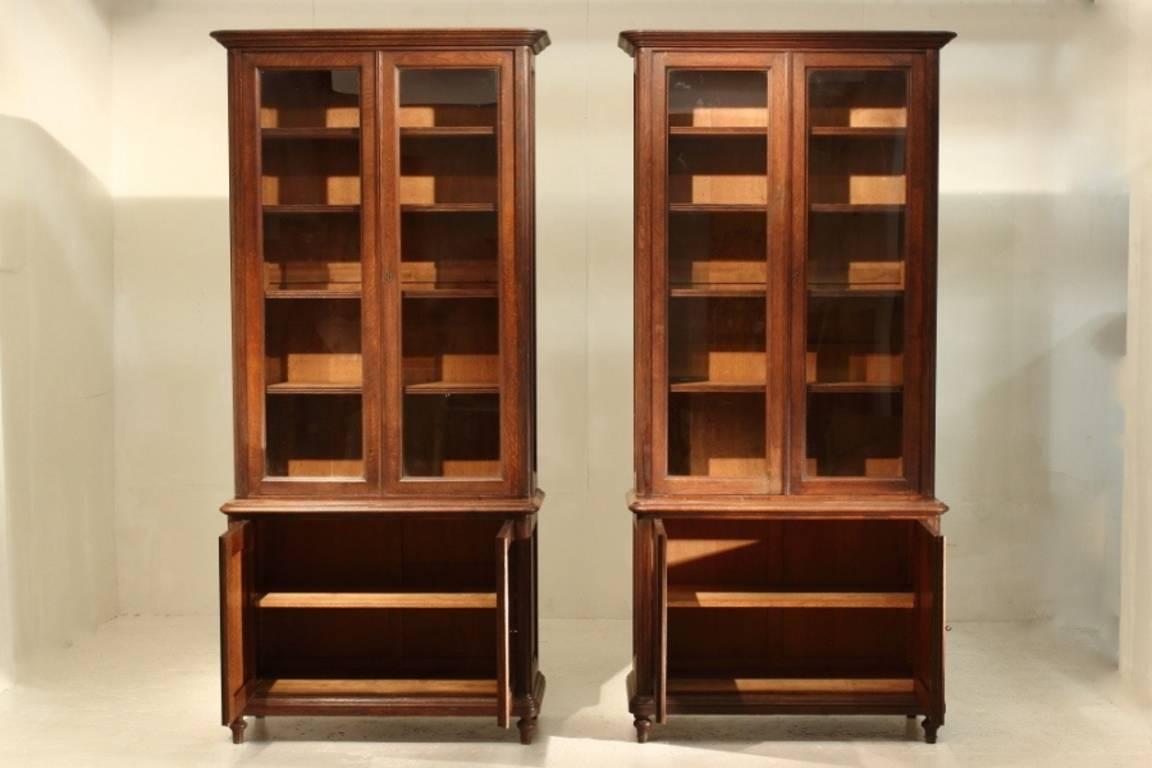 Pair of French Oak Bookcases In Good Condition In Husbands Bosworth, Leicestershire