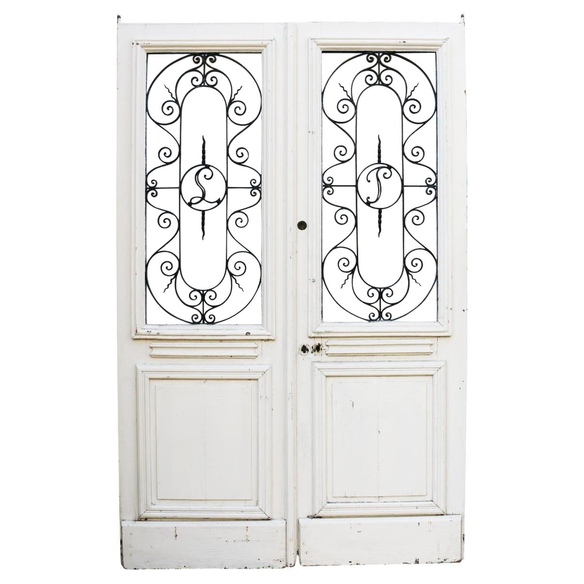 Par de Puertas Francesas de Roble con Paneles de Hierro Forjado