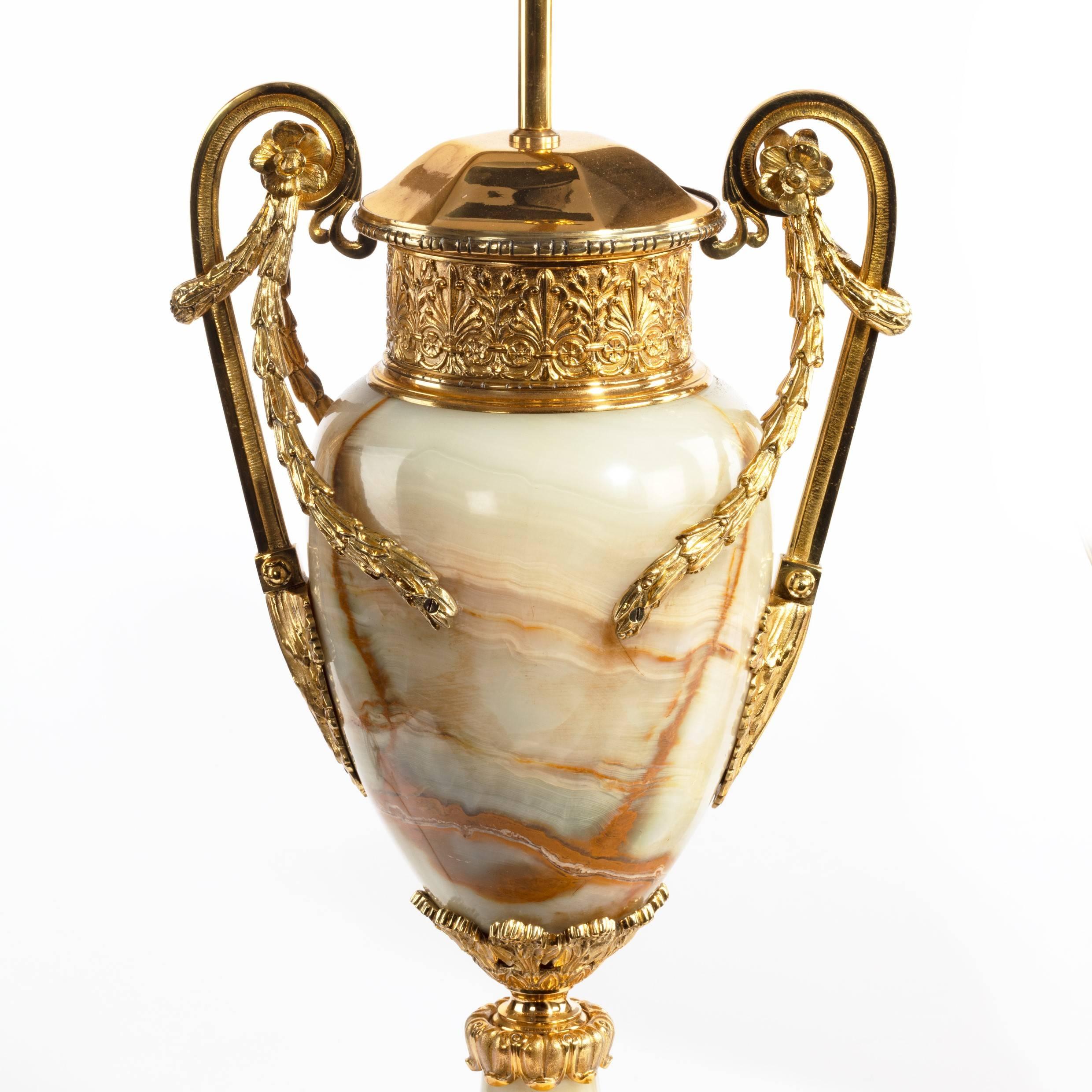 Pair of French Onyx and Ormolu Lamps In Excellent Condition For Sale In Lymington, Hampshire