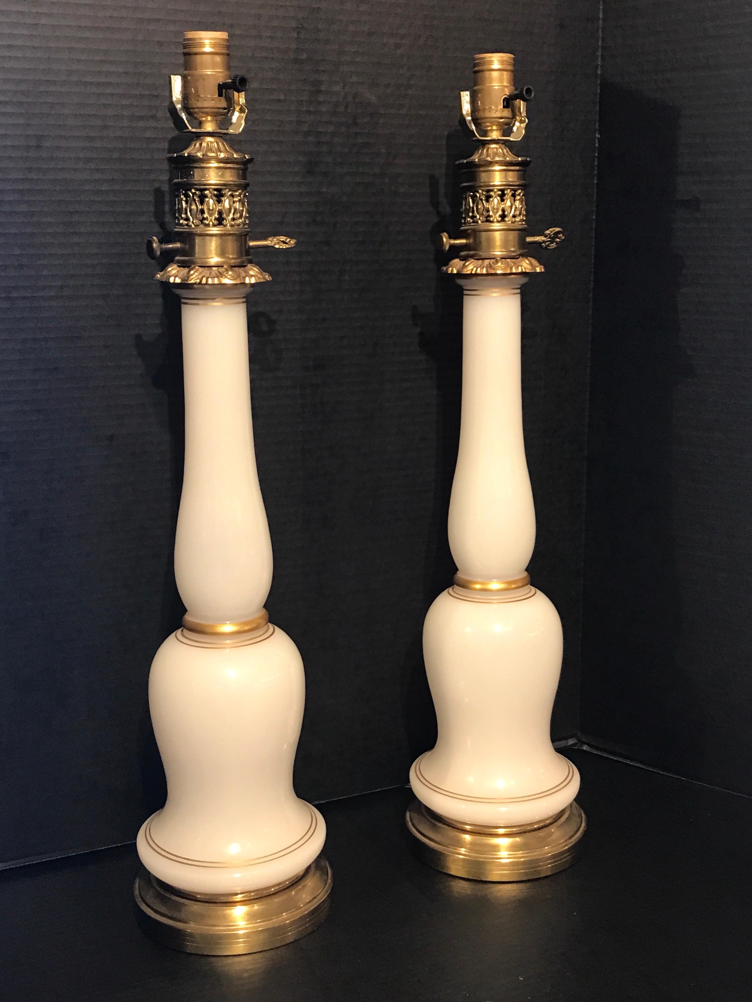Pair of French Opaline Bronze Column Lamps For Sale 2