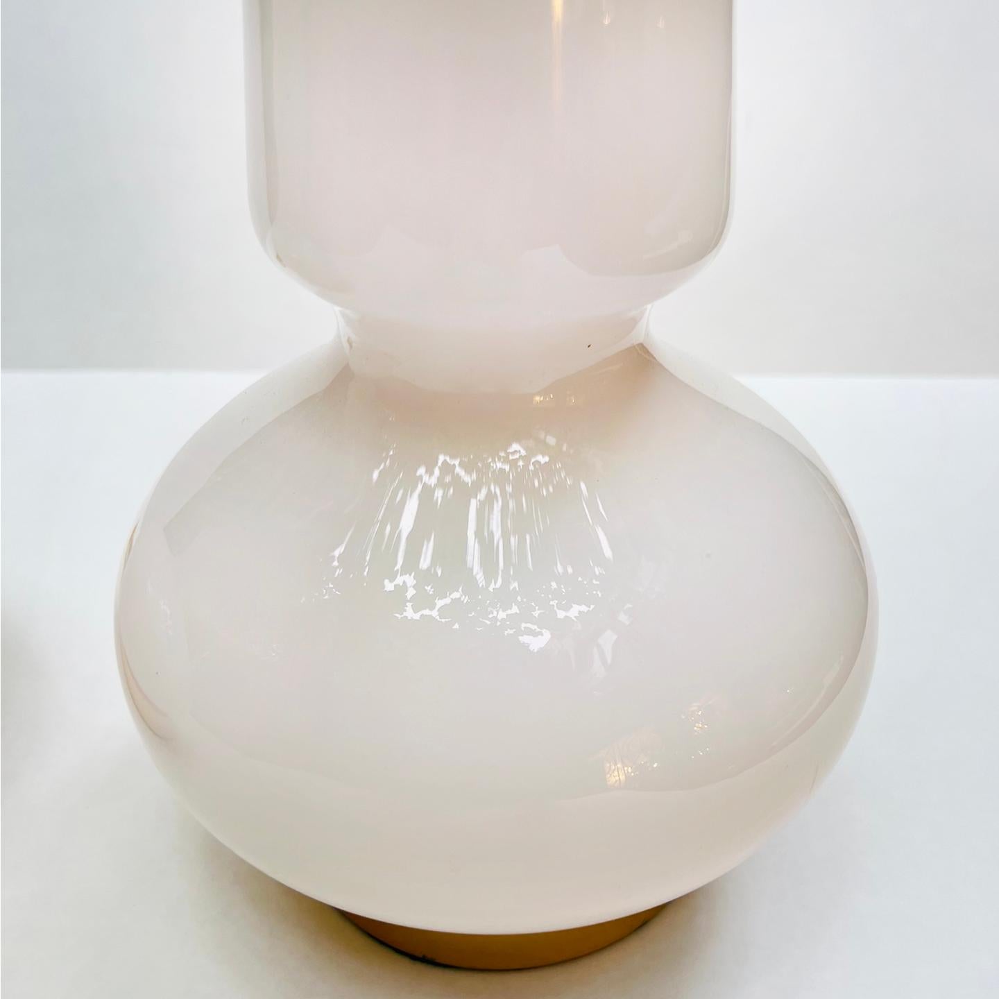 Pair of French Opaline Pink Lamps In Good Condition For Sale In New York, NY