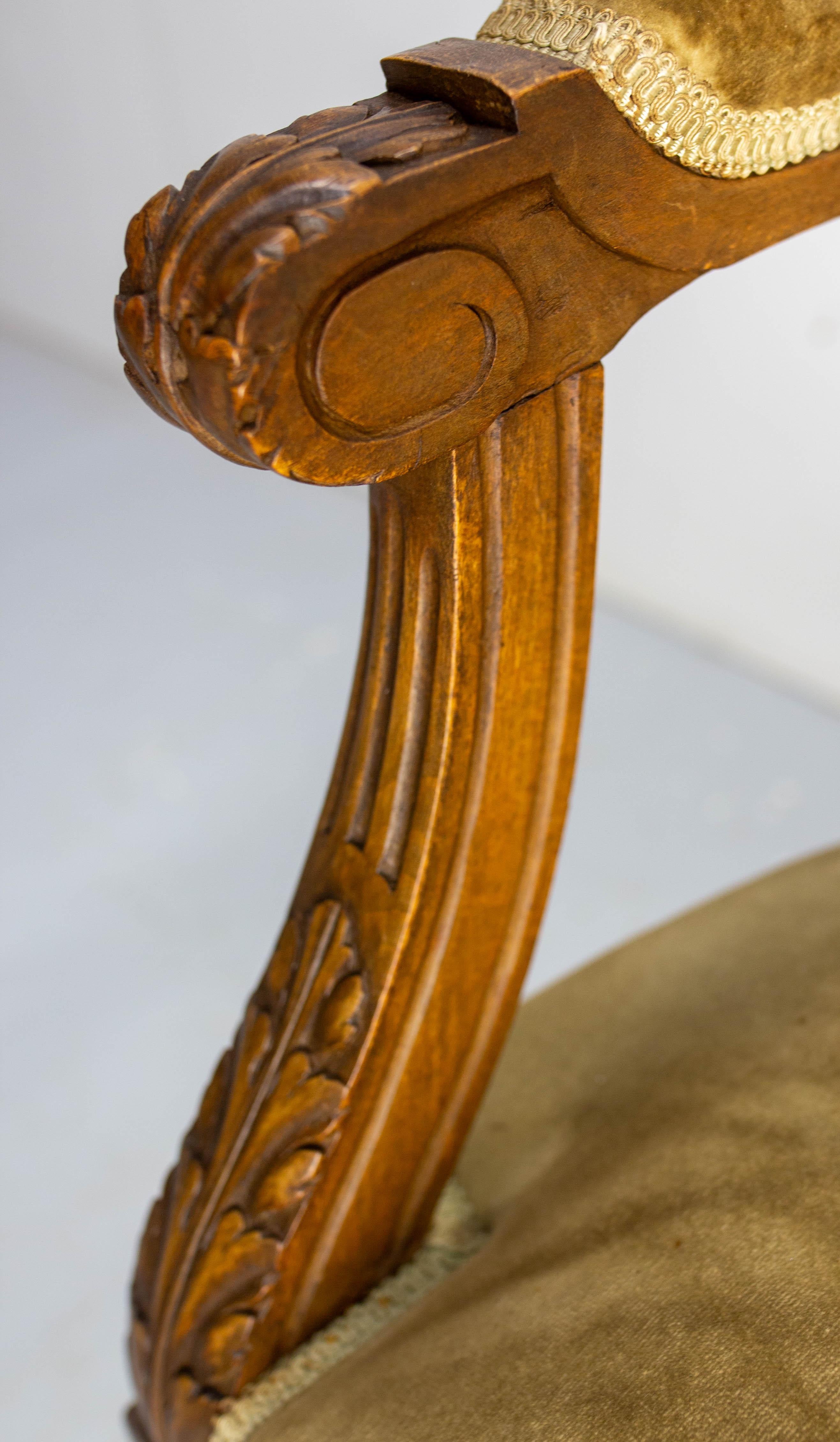 Paire de fauteuils ouverts Louis XVI Fauteuils à médaillon, circa 1900 en vente 4