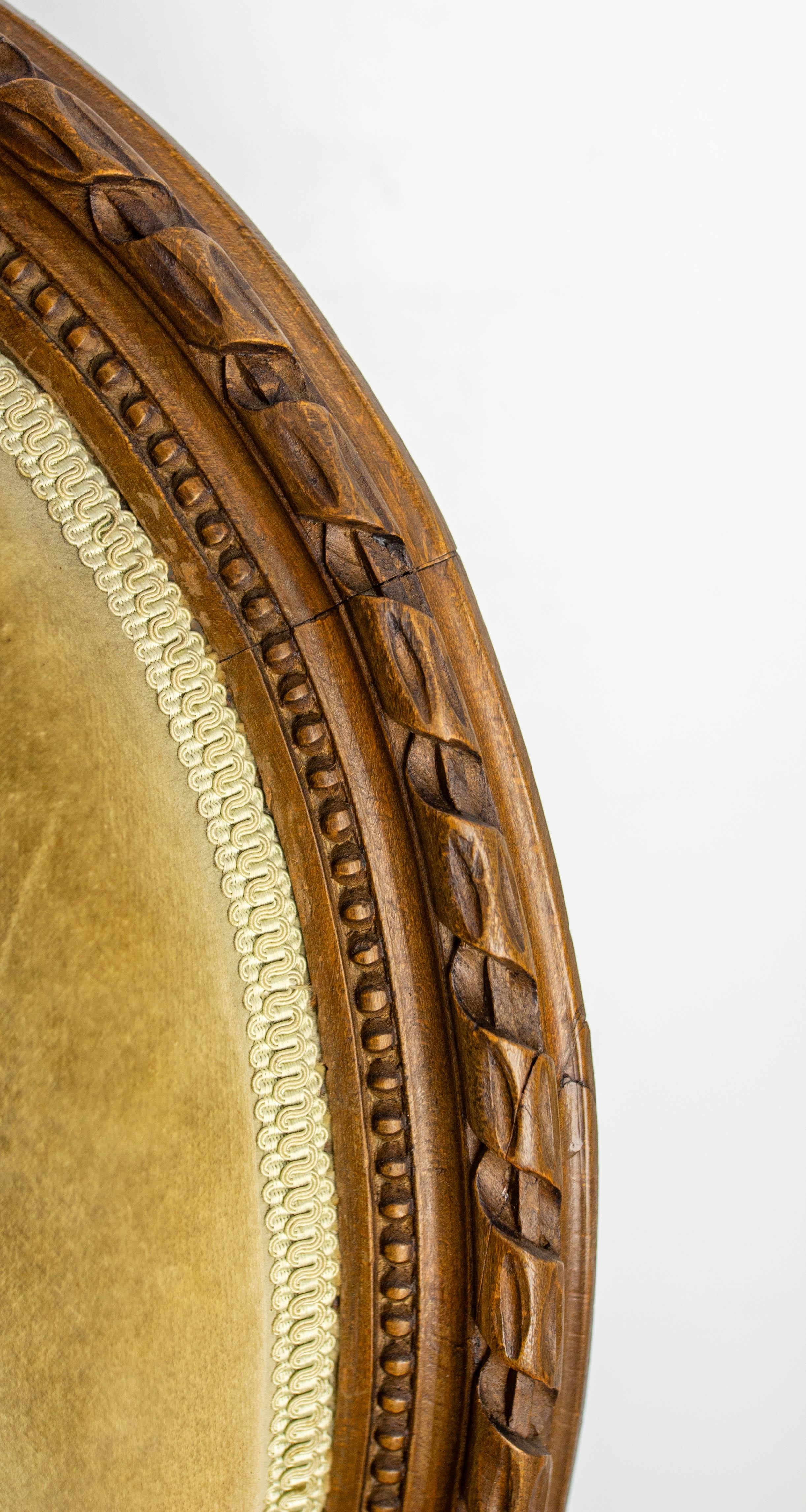 Paire de fauteuils ouverts Louis XVI Fauteuils à médaillon, circa 1900 en vente 5