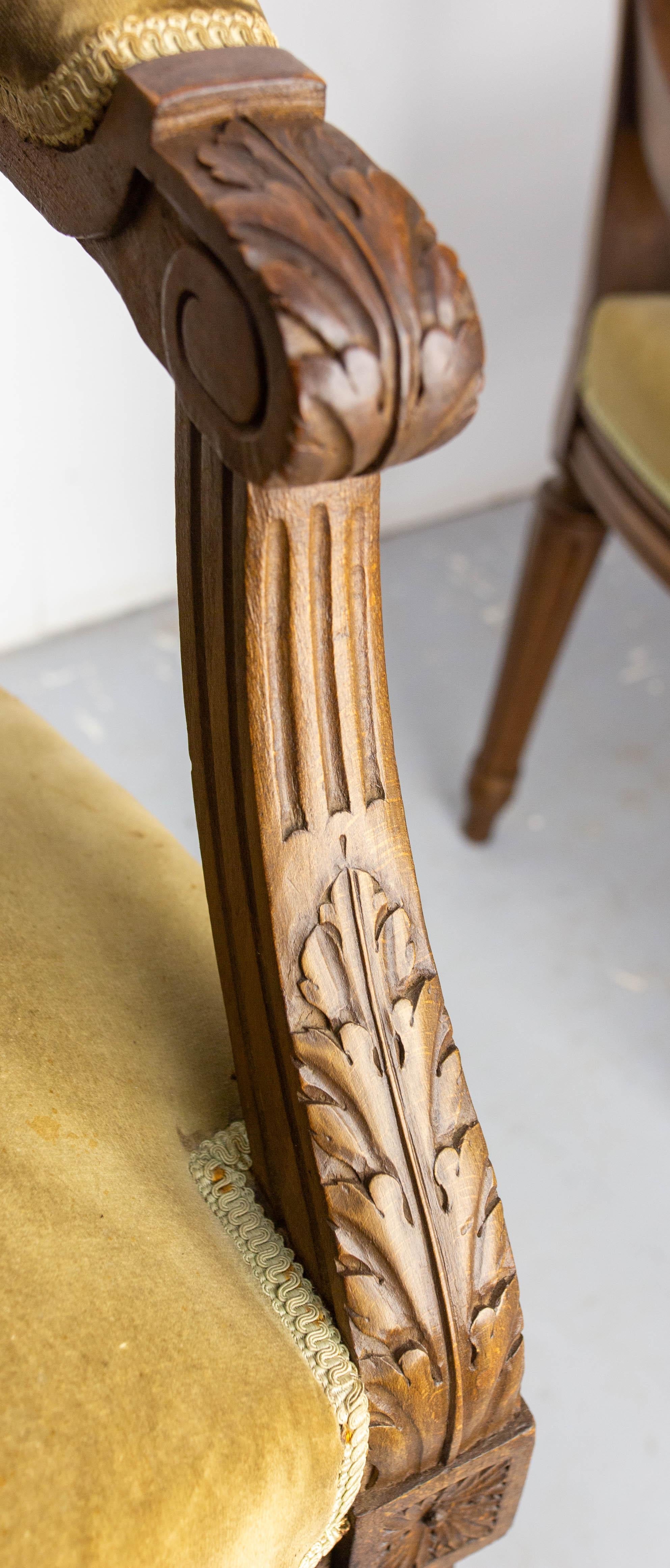 Paire de fauteuils ouverts Louis XVI Fauteuils à médaillon, circa 1900 en vente 6