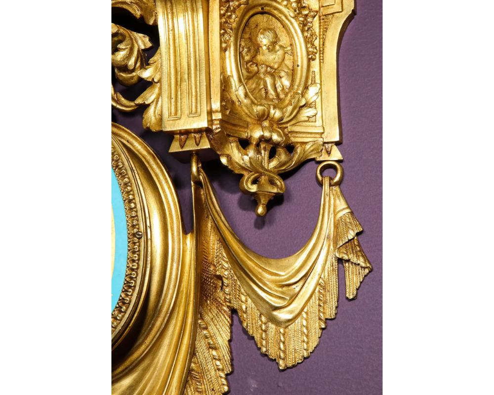 Pair of French Ormolu Bronze and Sevres Porcelain Wall Brackets Appliques For Sale 1