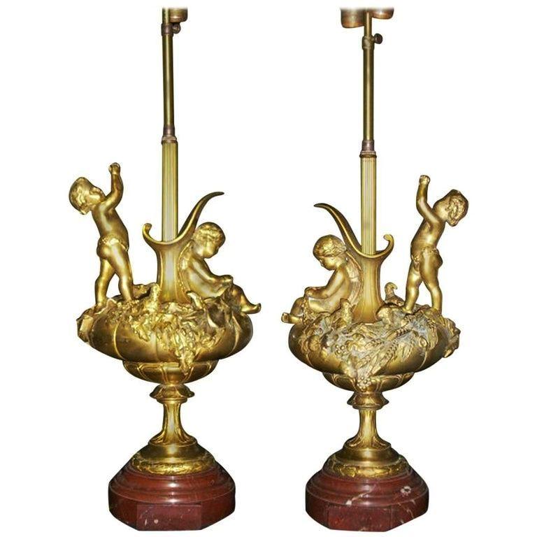 Paar französische figurale Goldbronze-Lampen, 19. Jahrhundert im Angebot 4