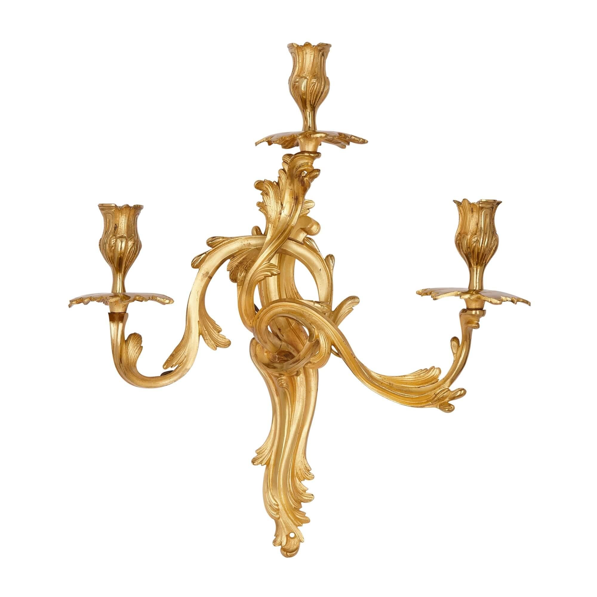 Pair of French Ormolu Wall Lights in the Louis XV Style In Good Condition For Sale In London, GB