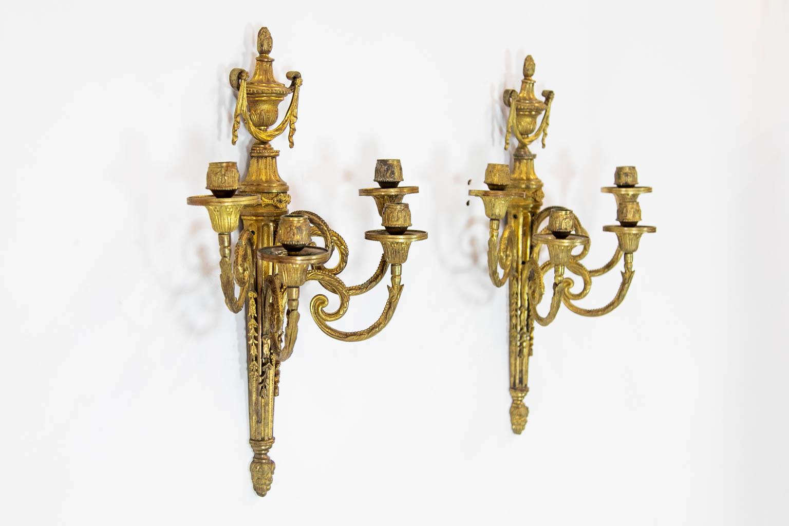 Pair of French Ormolu Wall Sconces For Sale 2