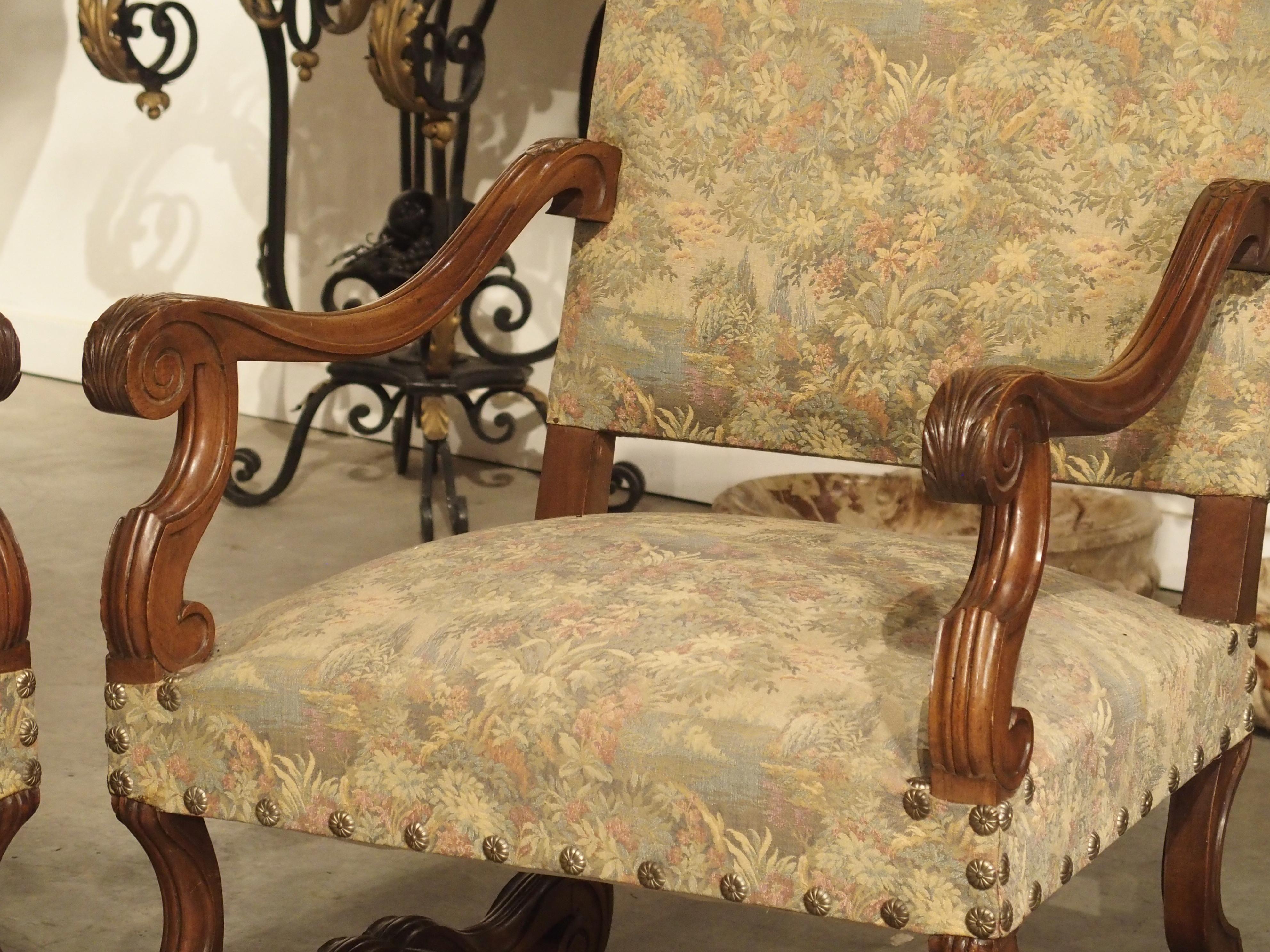 Hand-Carved Pair of French Os-de-Mouton Armchairs in Carved Walnut, Circa 1900
