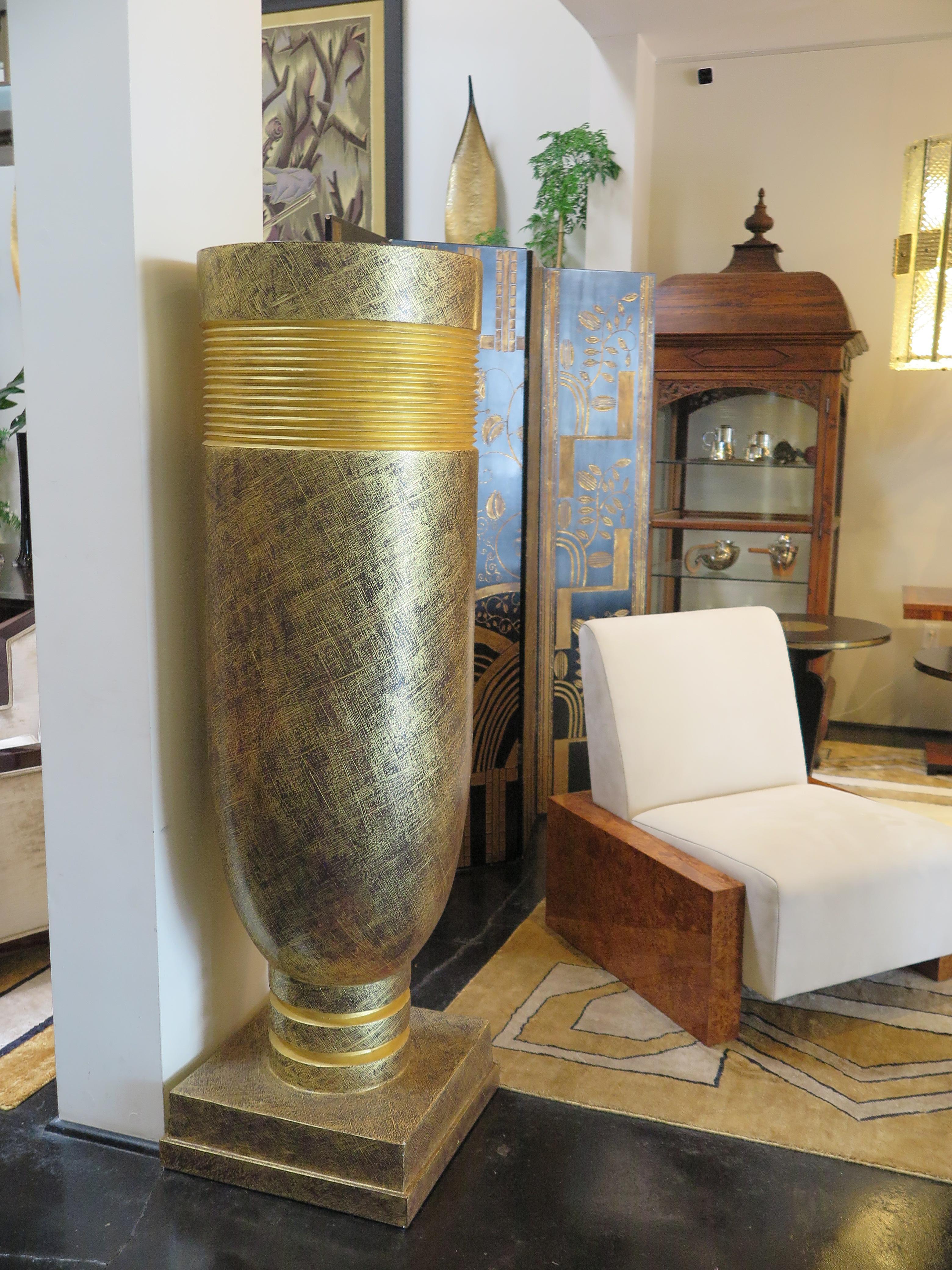 gold urn vases