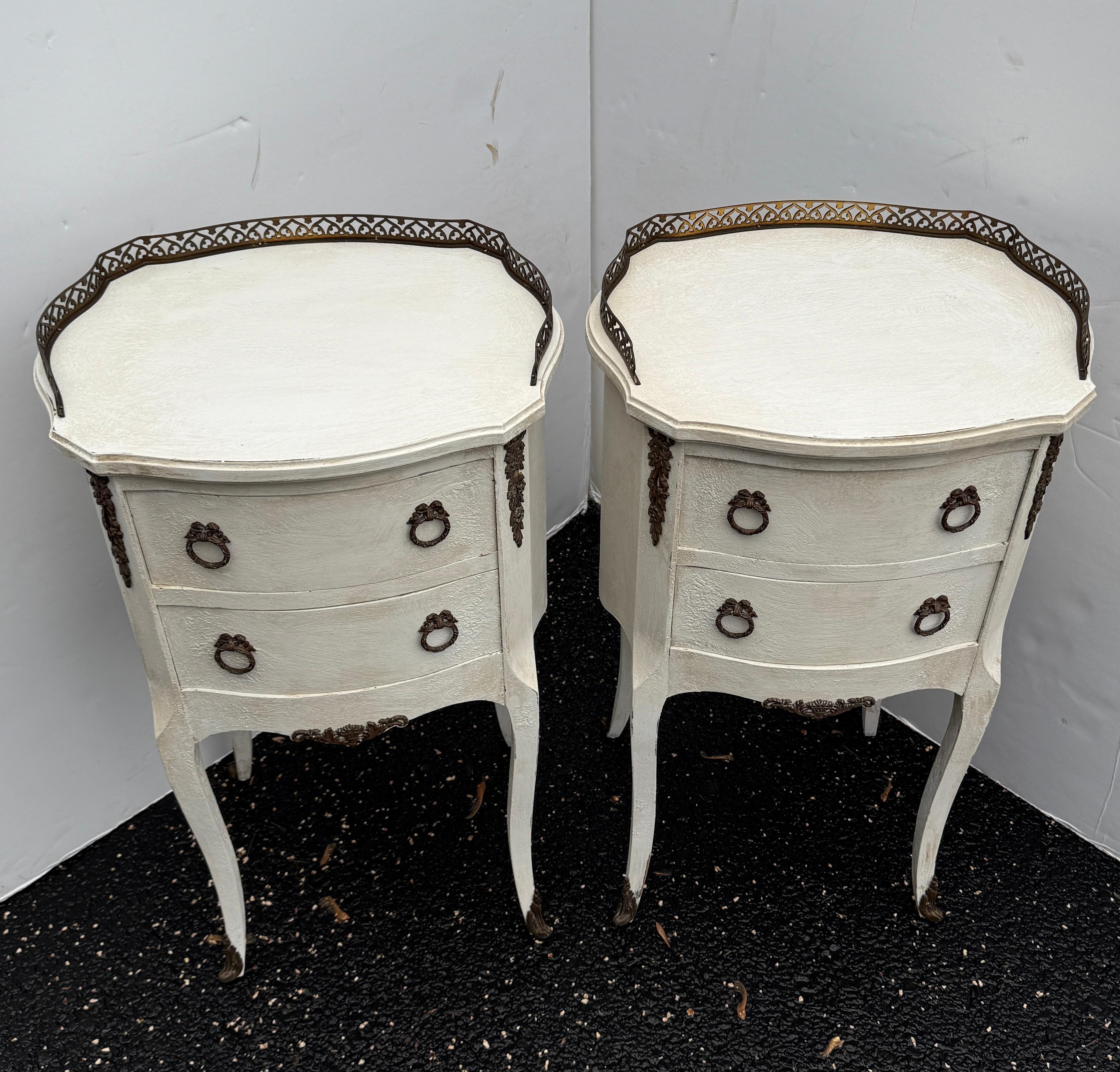 Pair of French Painted Bedside End Tables with Two Drawers For Sale 11
