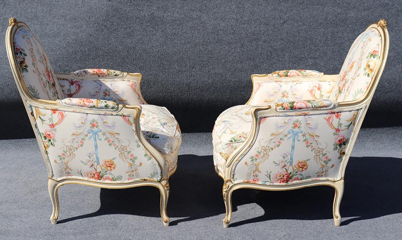 Pair of French Painted Carved Louis XV Style Bergère Chairs 3