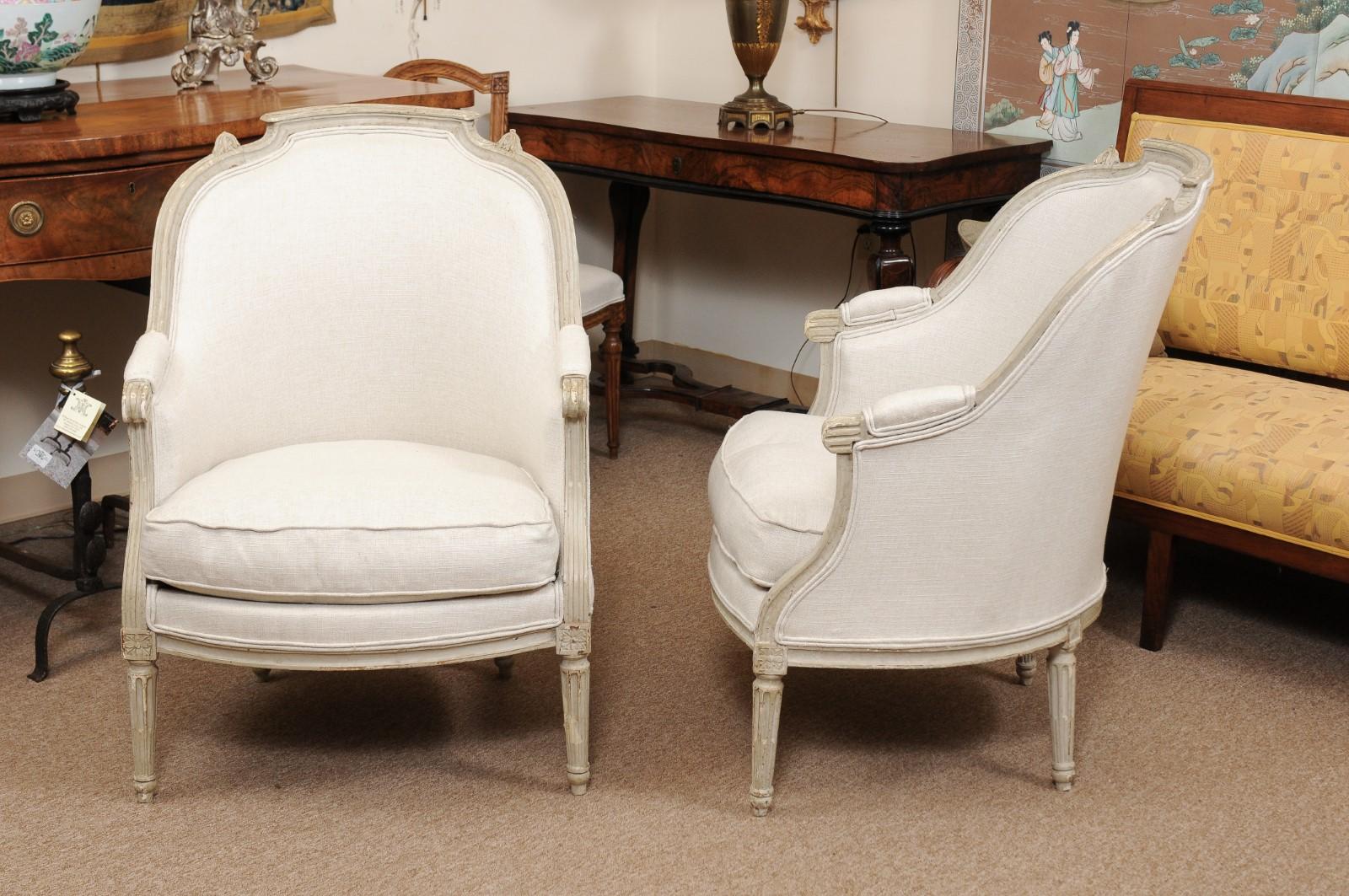 Pair of  French Painted Louis XVI Bergers, Late 18th Century 4