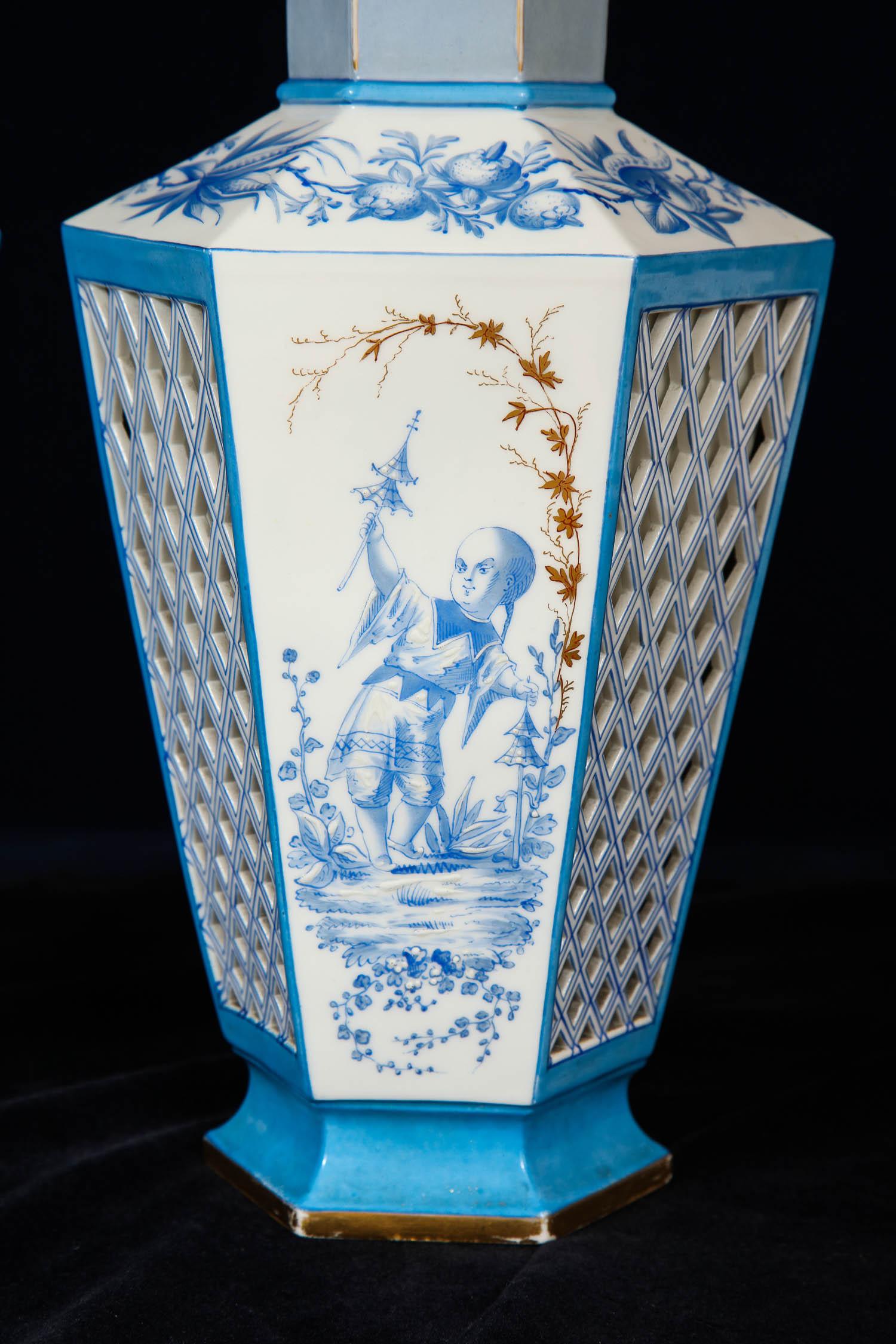 Hand-Painted Pair of French Paris Porcelain Blue and White Chinoiserie Style Open-Work Vases For Sale
