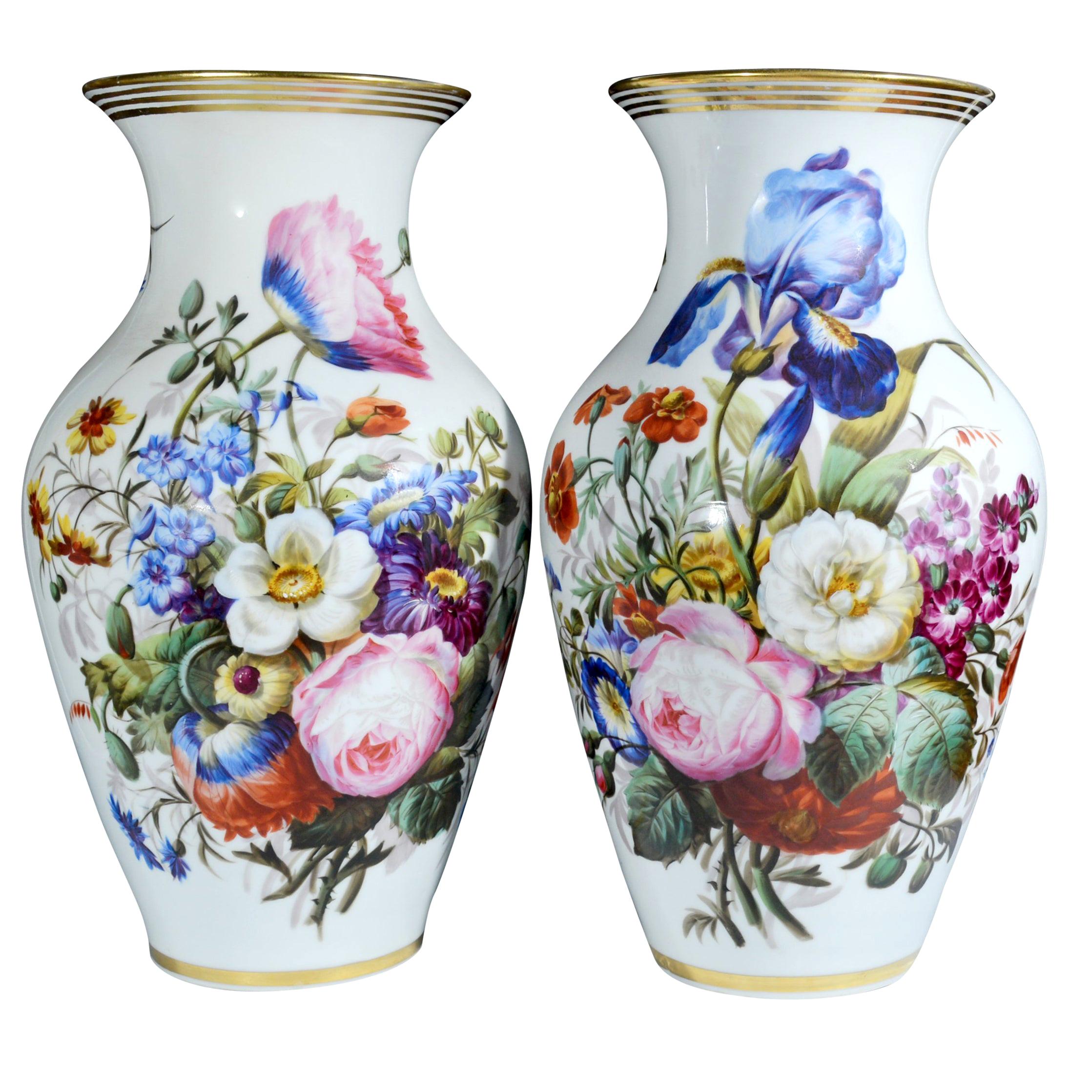 Pair of French Porcelain Vases, Paris For Sale at 1stDibs