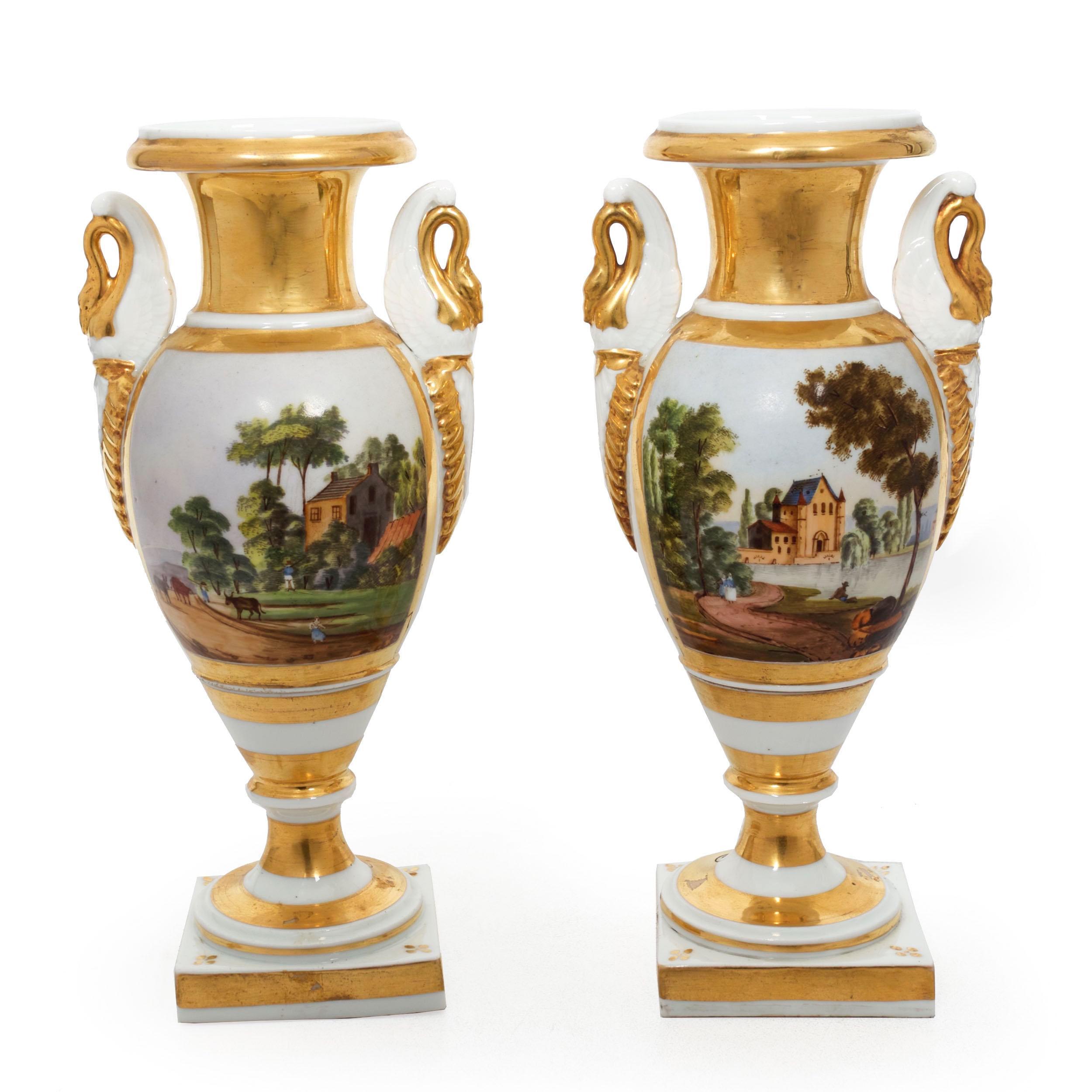 Romantic Pair of French Parisian Painted Porcelain Swan-Form Vases, 19th Century