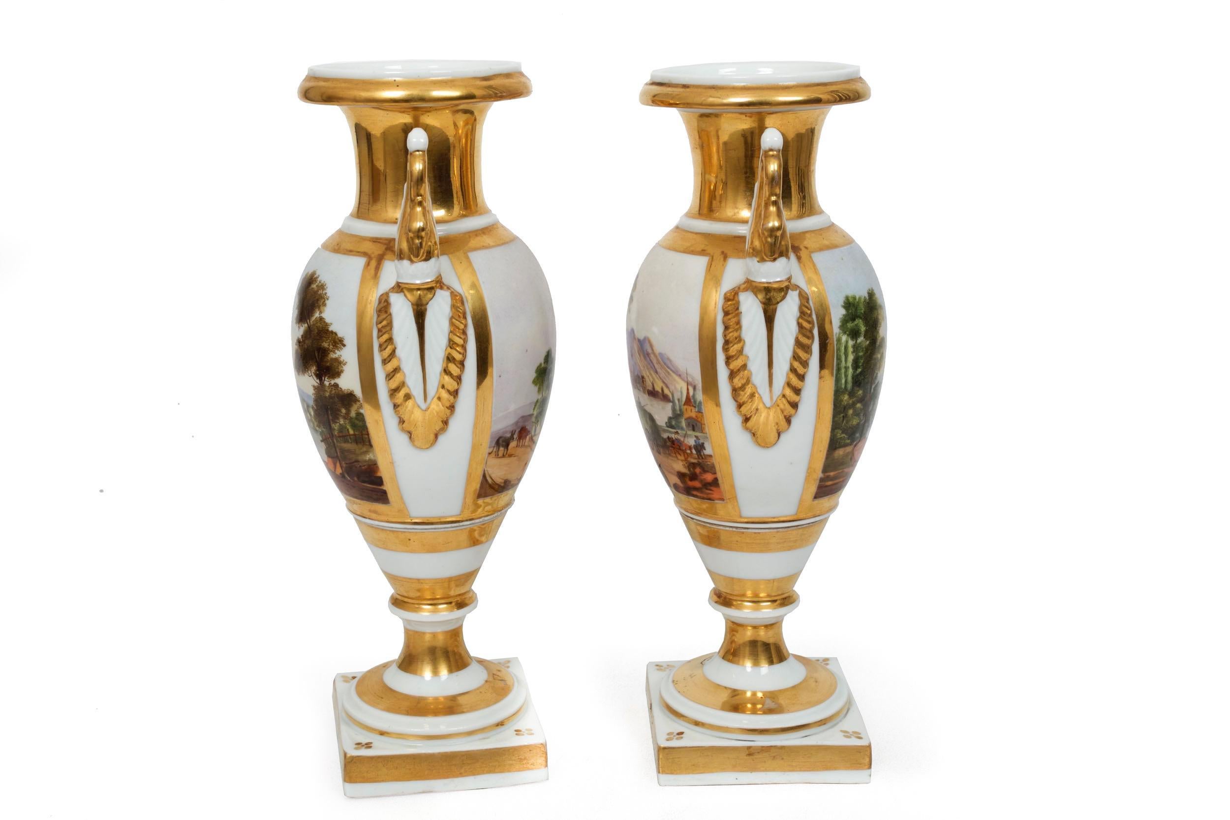 Pair of French Parisian Painted Porcelain Swan-Form Vases, 19th Century In Good Condition In Shippensburg, PA