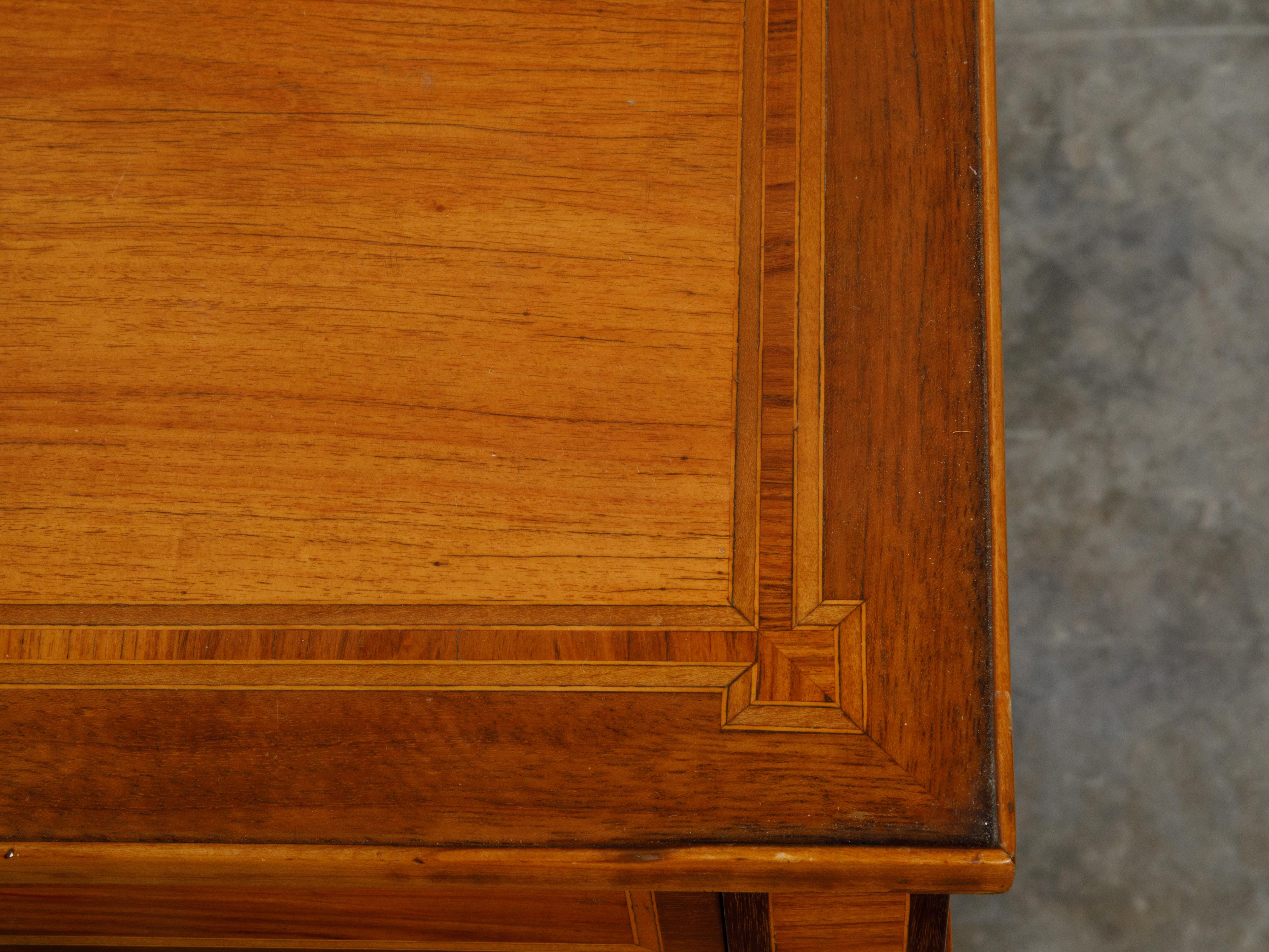 Paire de tables de chevet françaises Paul Sormani de la fin du XIXe siècle avec incrustation en vente 6
