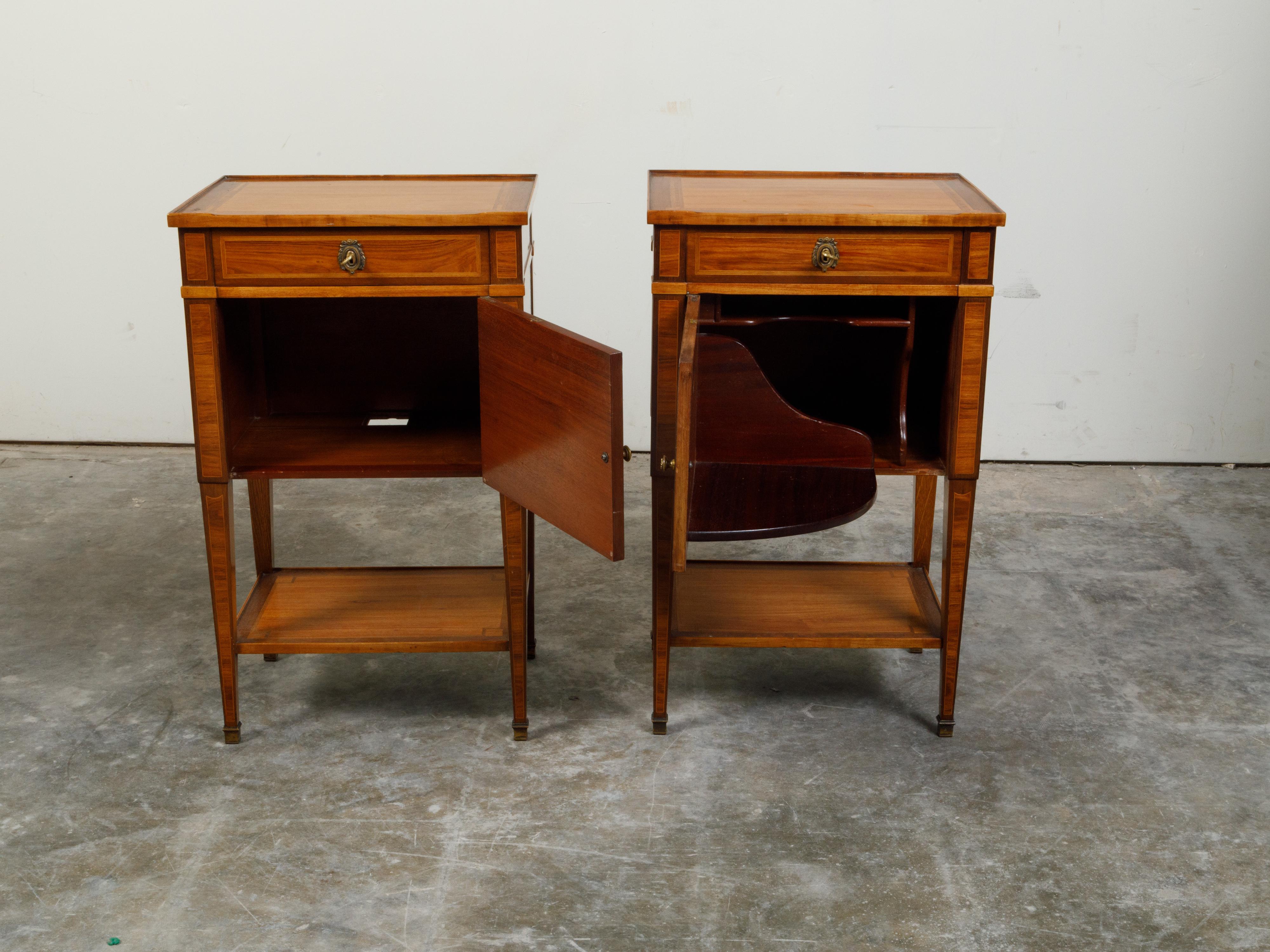 Veneer Pair of French Paul Sormani Late 19th Century Bedside Tables with Inlay For Sale