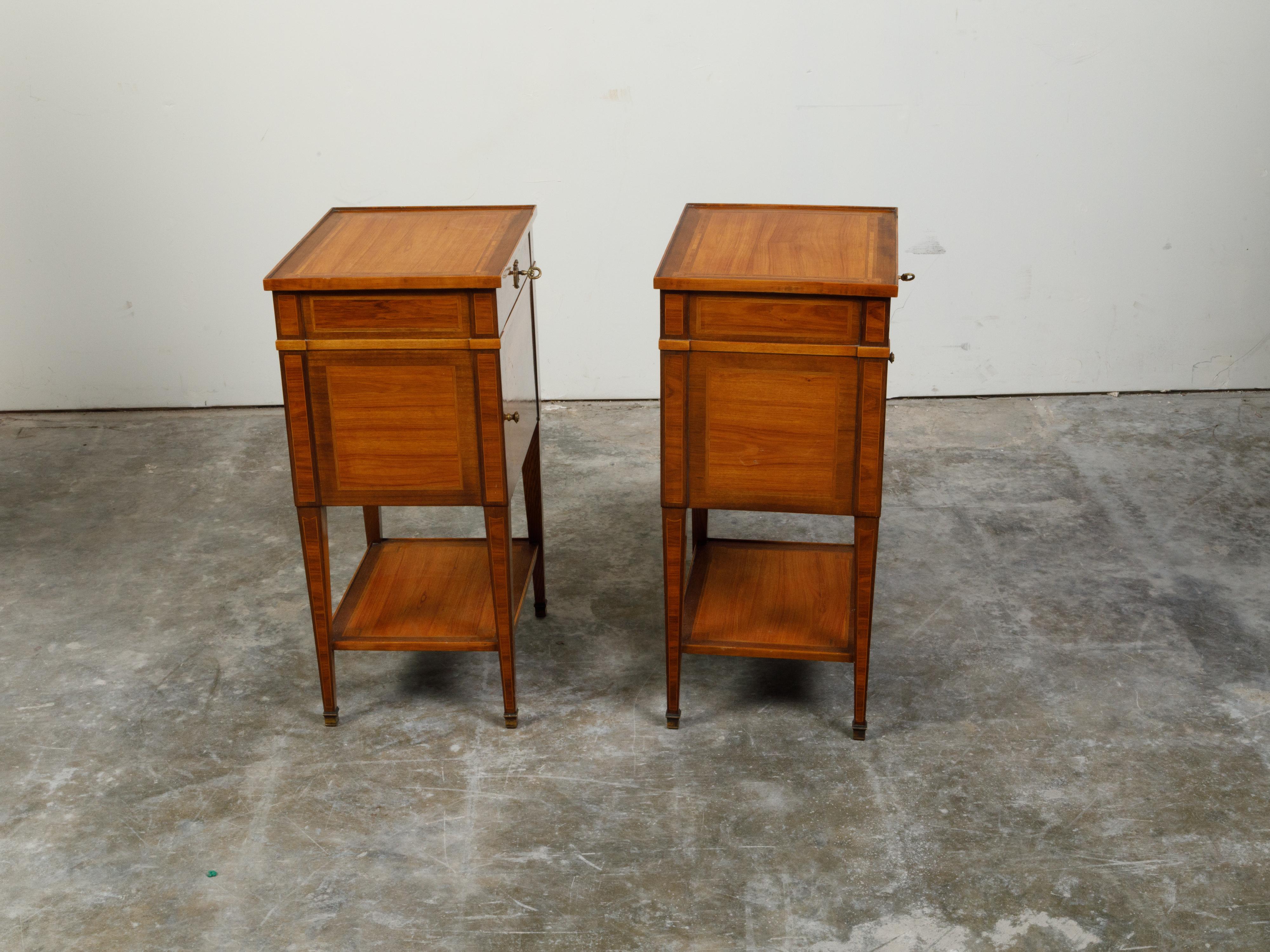 Walnut Pair of French Paul Sormani Late 19th Century Bedside Tables with Inlay For Sale