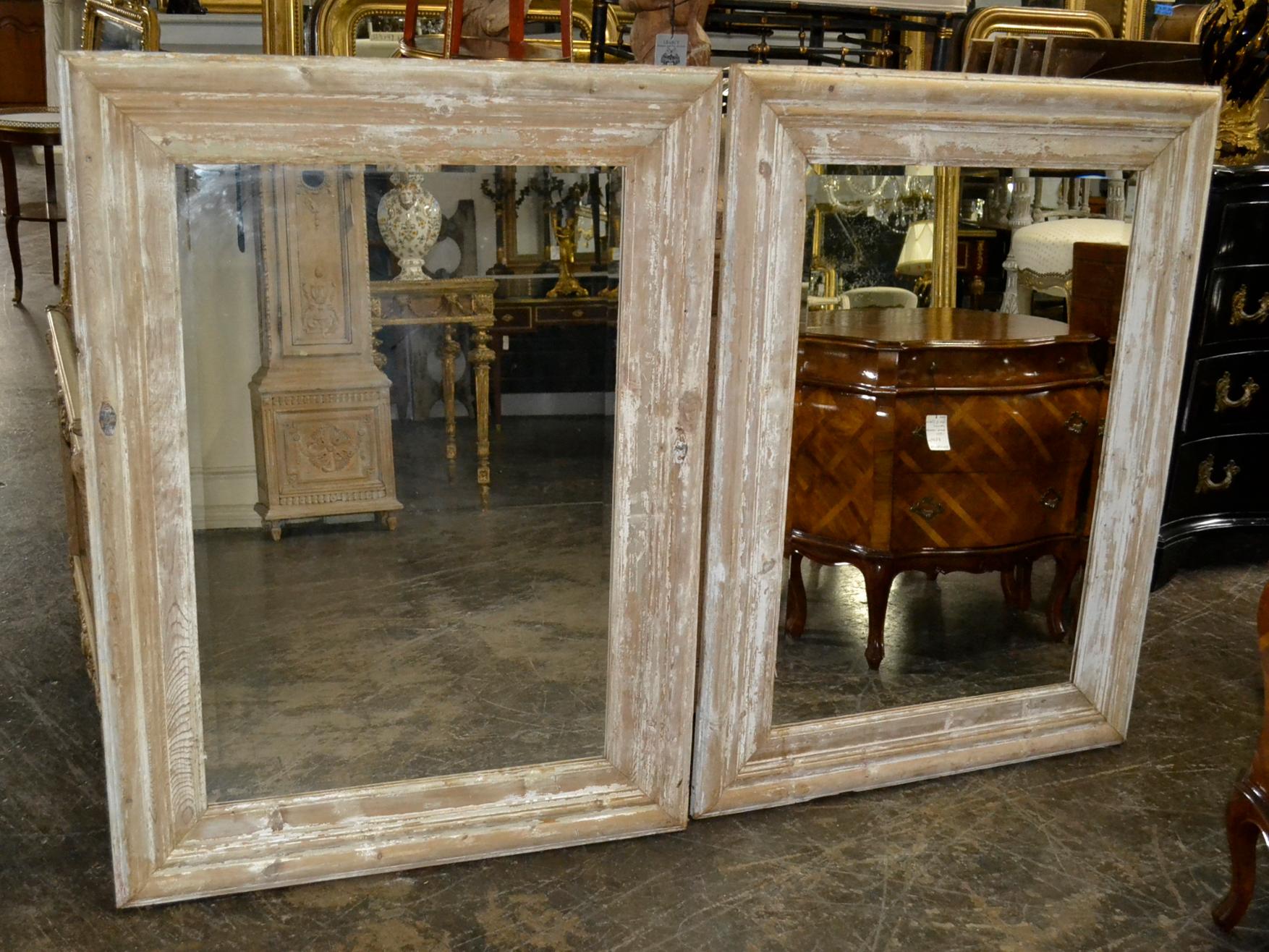 Pair of French Pine and Gesso Mirrors In Good Condition In Dallas, TX