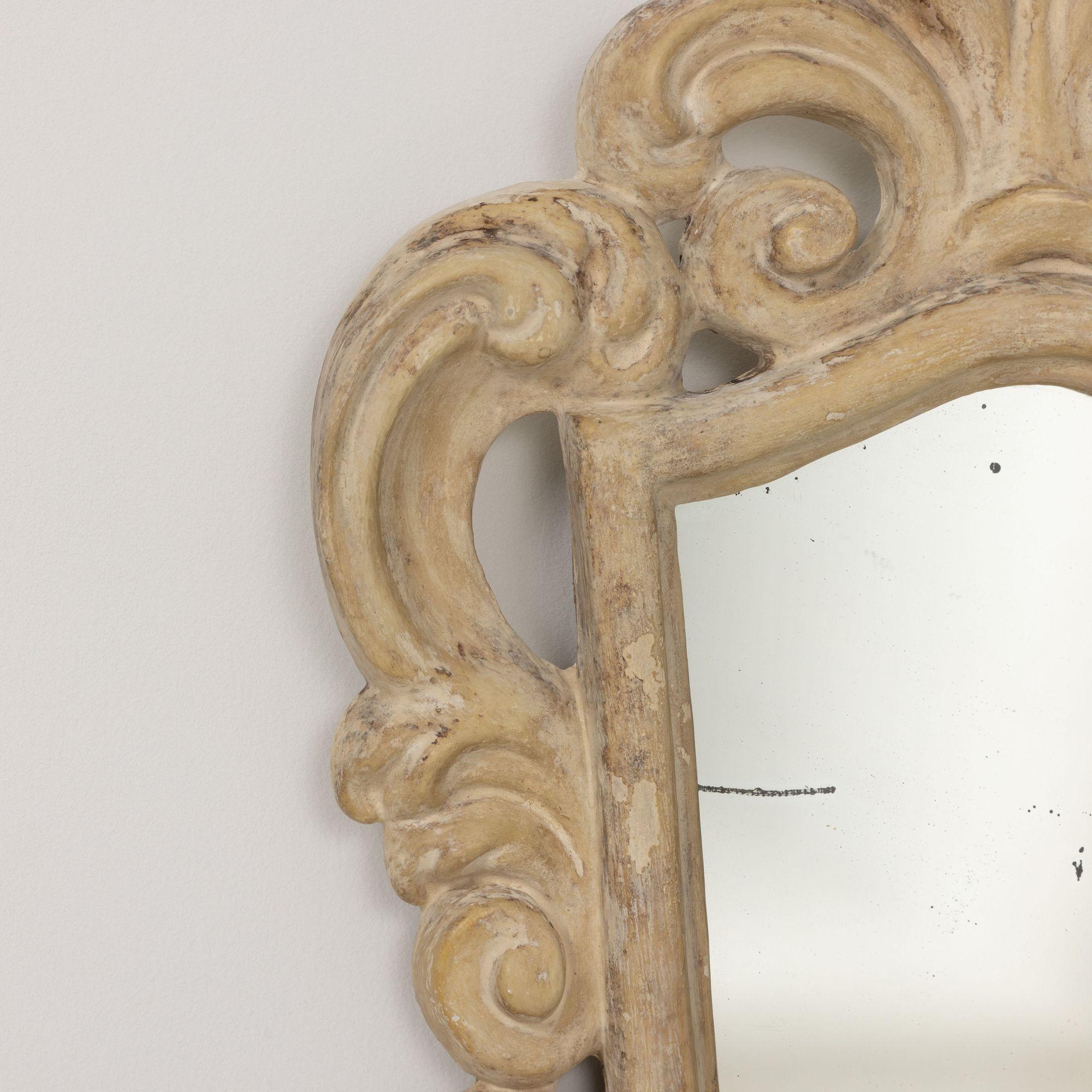 Paire de miroirs d'époque Hollywood Regency en plâtre et laqué en vente 1