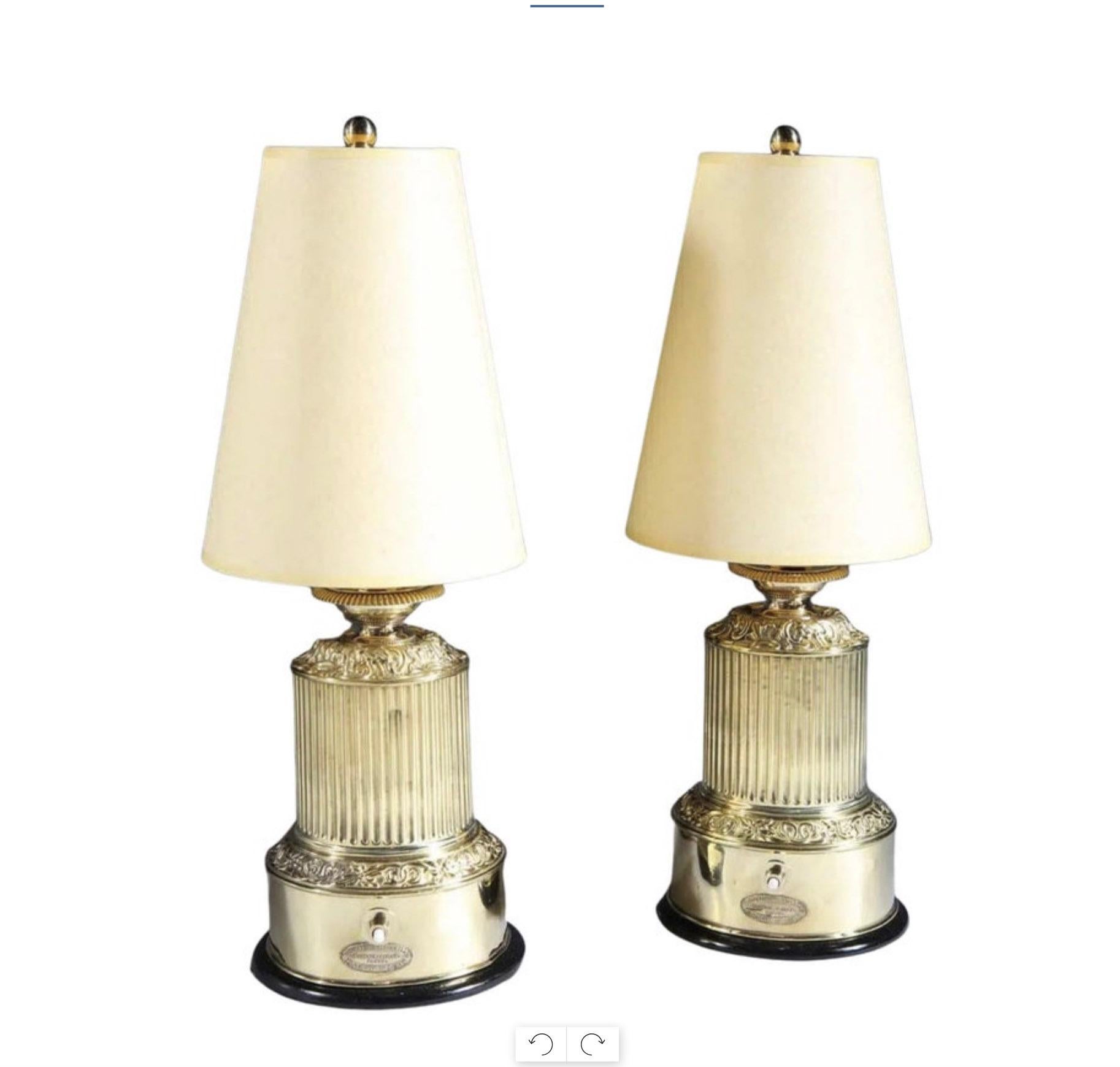 Charles X Pair of French Polished Brass Antique Table Lamps, 19th Century For Sale