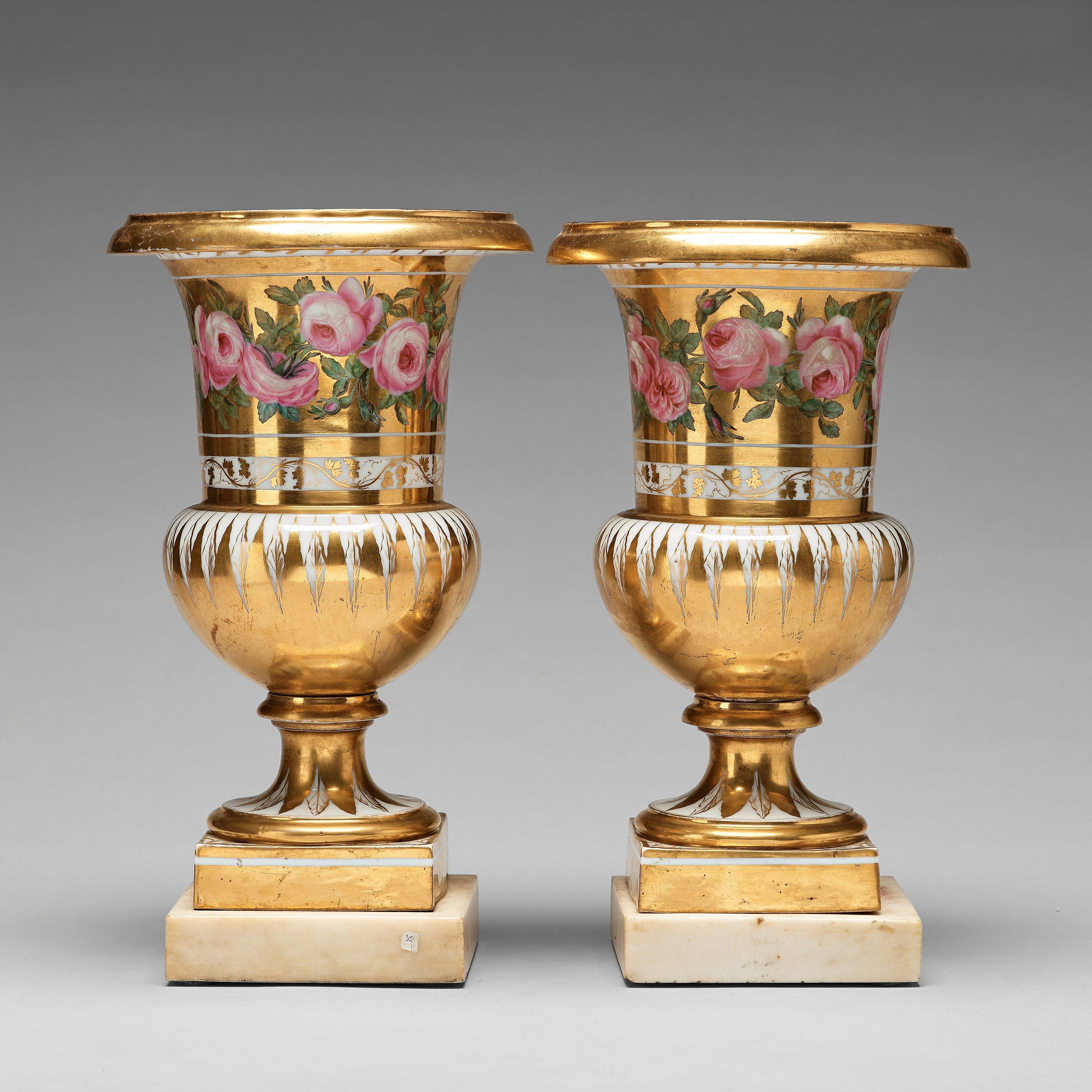 Pair of French Porcelain Gold-Ground and Flower Painted Vases, 19th Century In Good Condition In Stockholm, SE