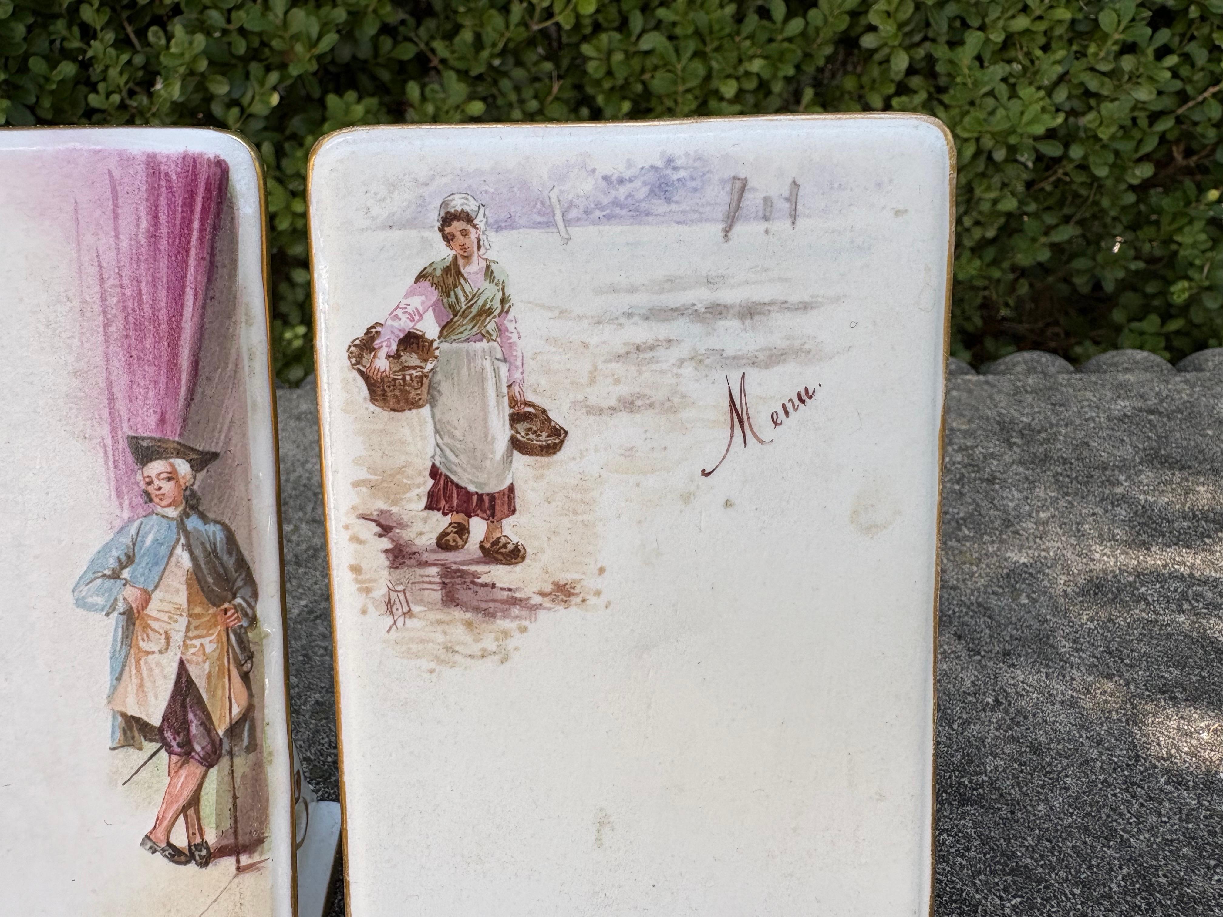 Début du 20ème siècle Paire de porte-menus en porcelaine française en vente