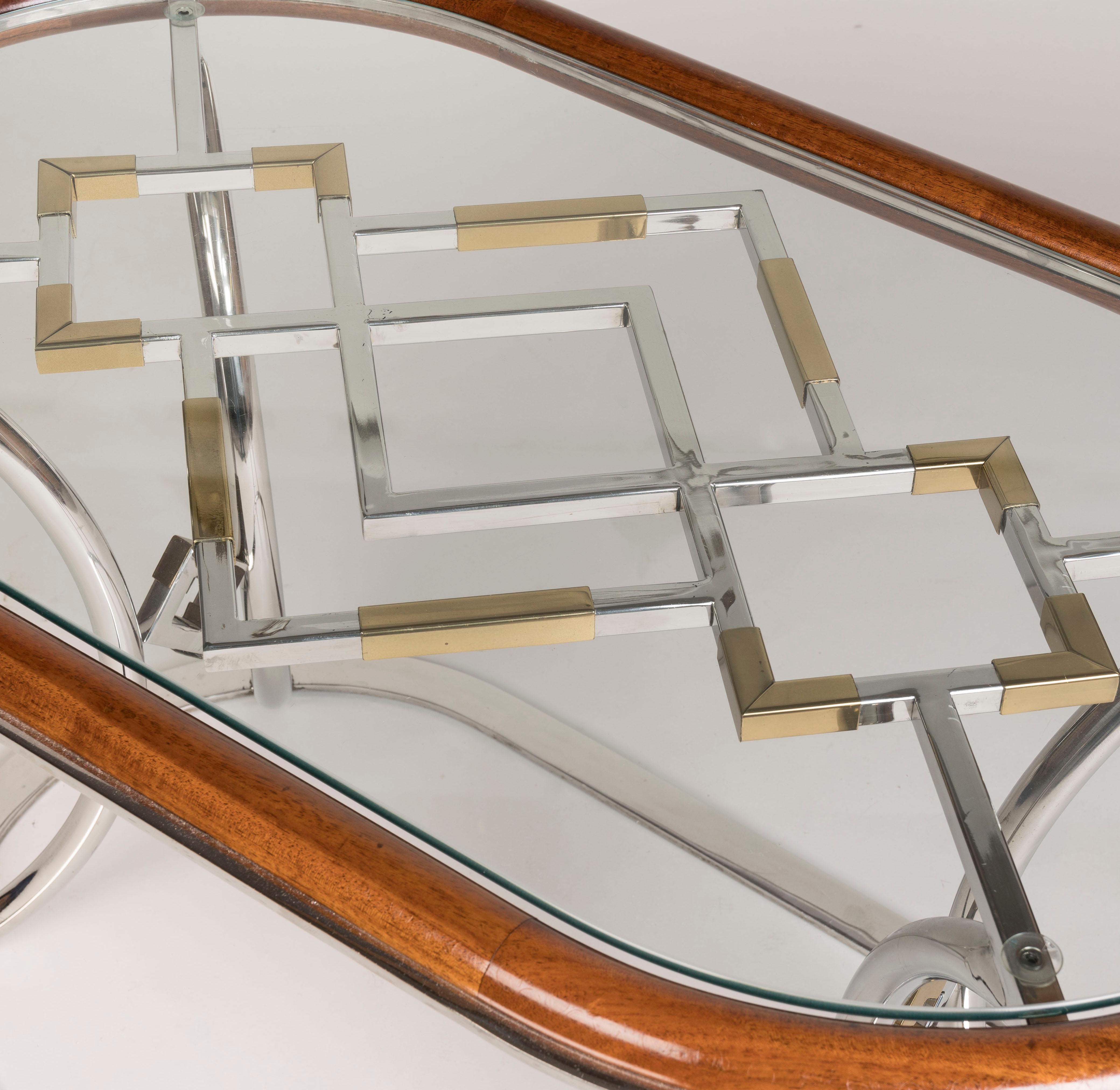 Paire de tables basses ovales modernistes françaises d'après-guerre attribuées à la Maison Jansen Bon état - En vente à London, GB