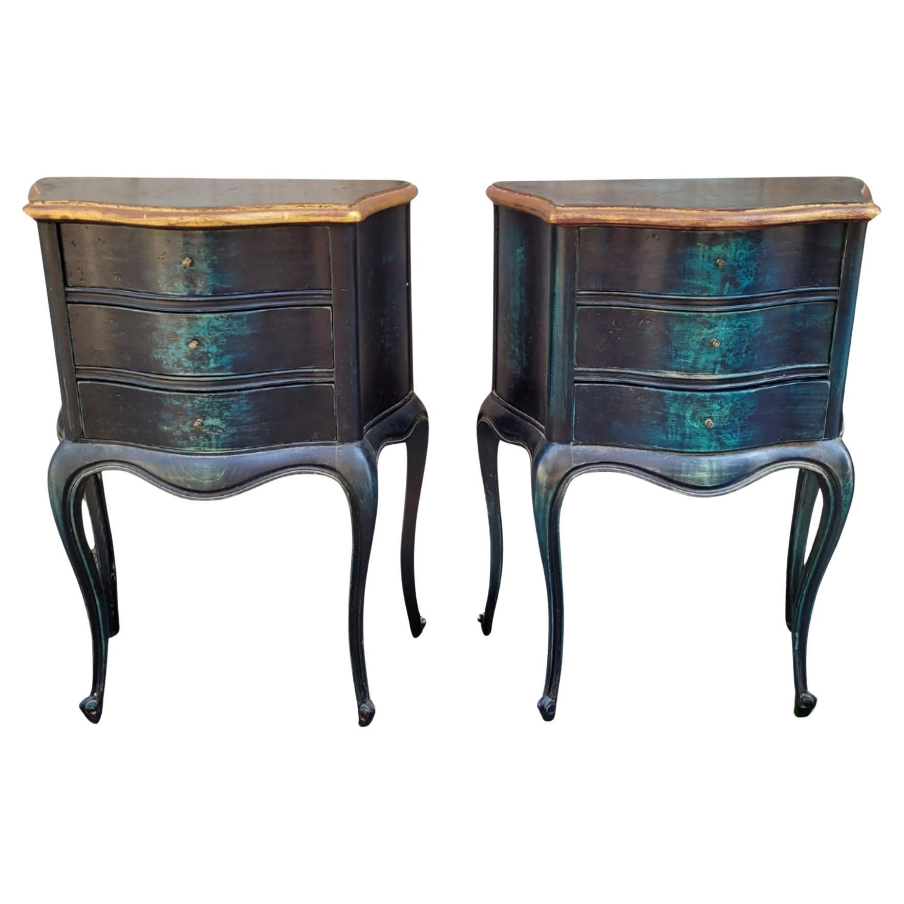 Pareja de cómodas o mesas provenzales francesas, madera negra y azul en venta