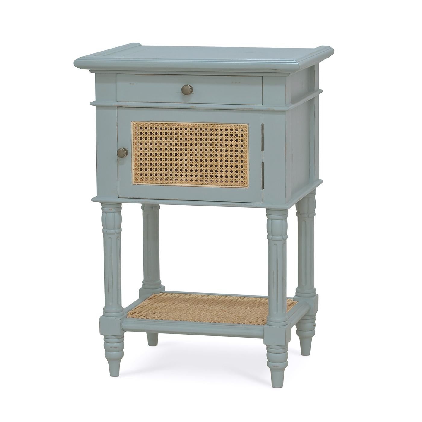 Paire de tables d'appoint provinciales françaises peintes en bleu Neuf - En vente à Westwood, NJ
