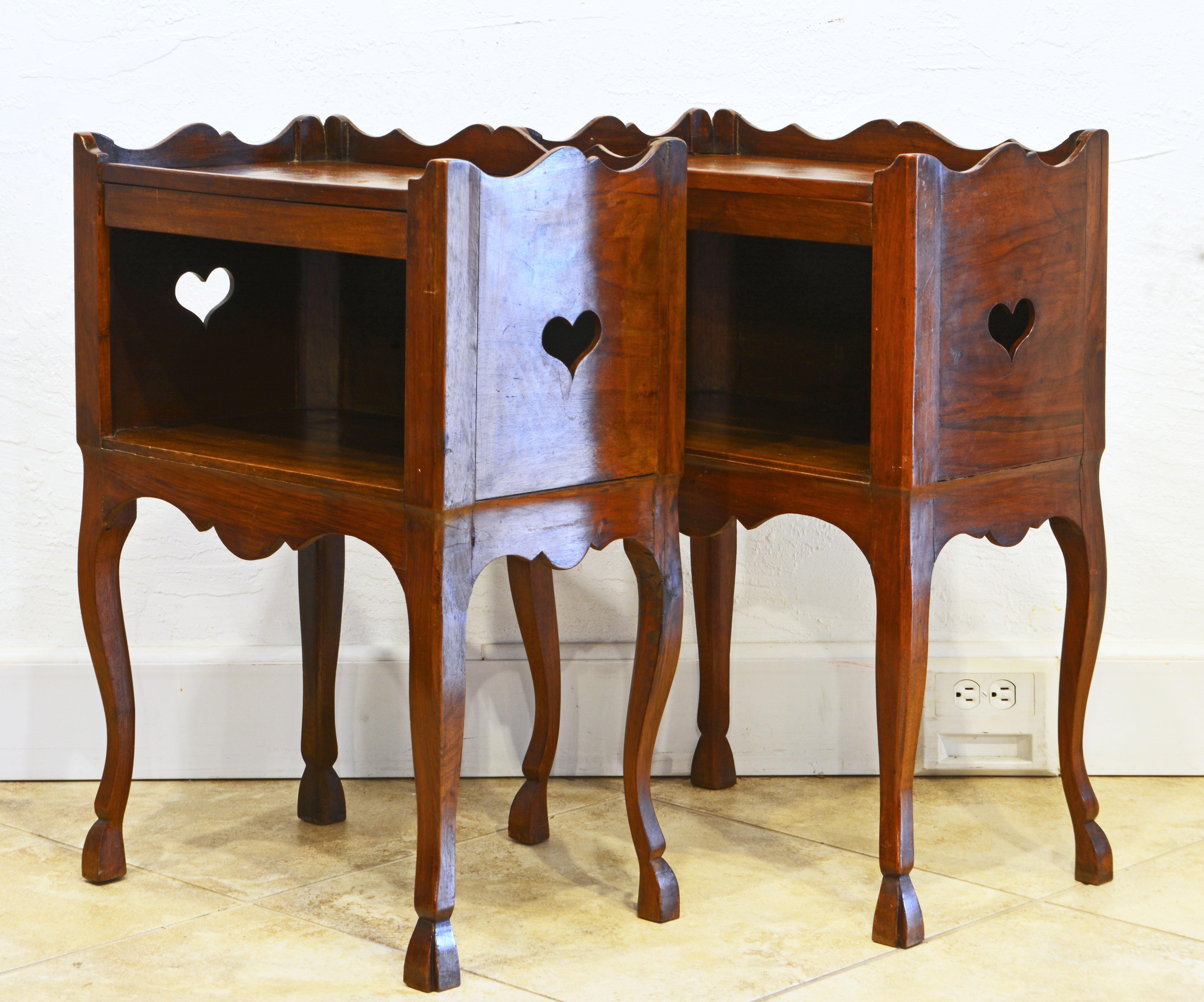 Pair of French Provincial Carved Walnut Side Tables with Concealed Drawers In Good Condition In Ft. Lauderdale, FL