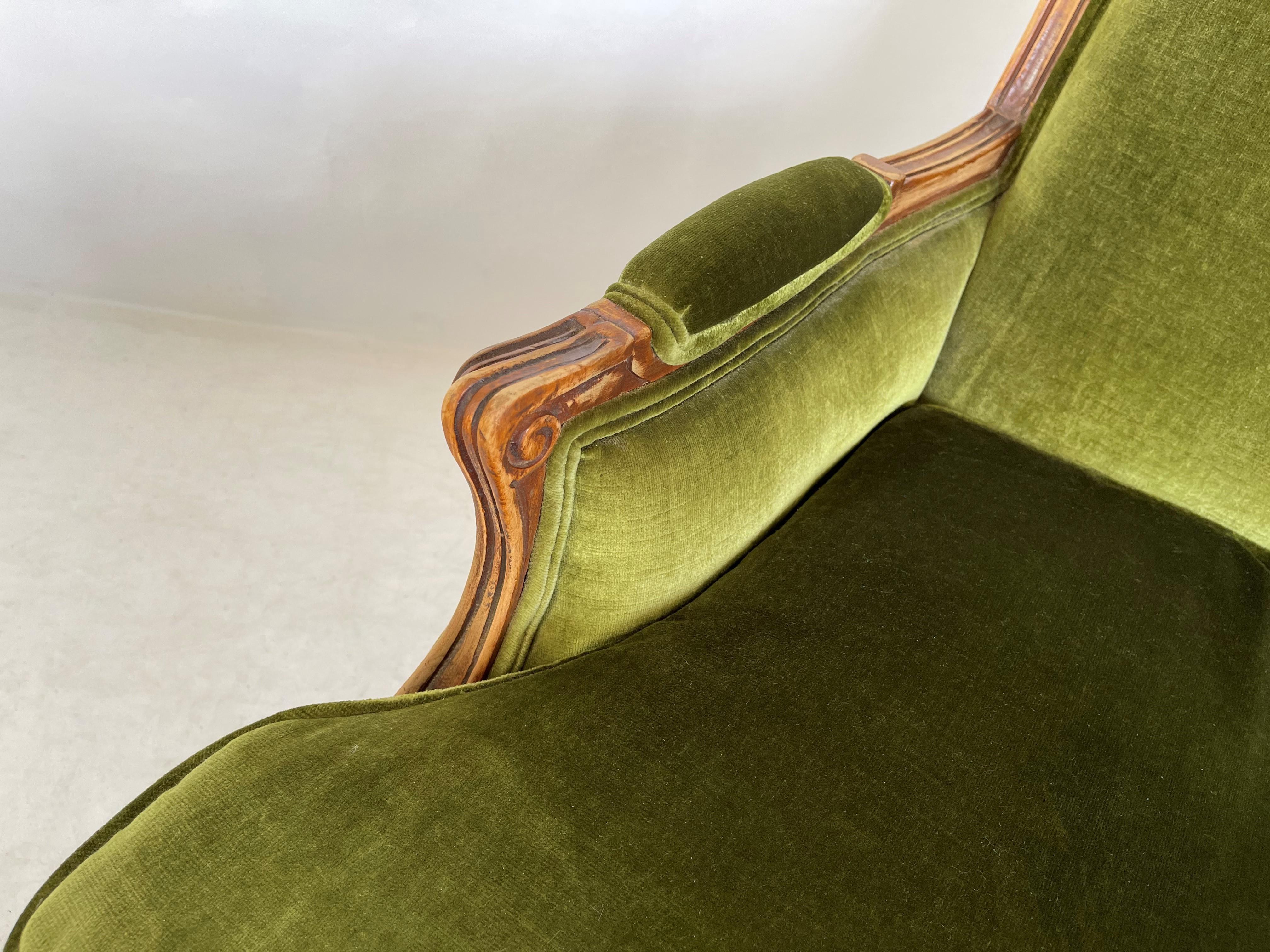 20th Century Pair of French Provincial Louis XV Style Green Velvet Bergères