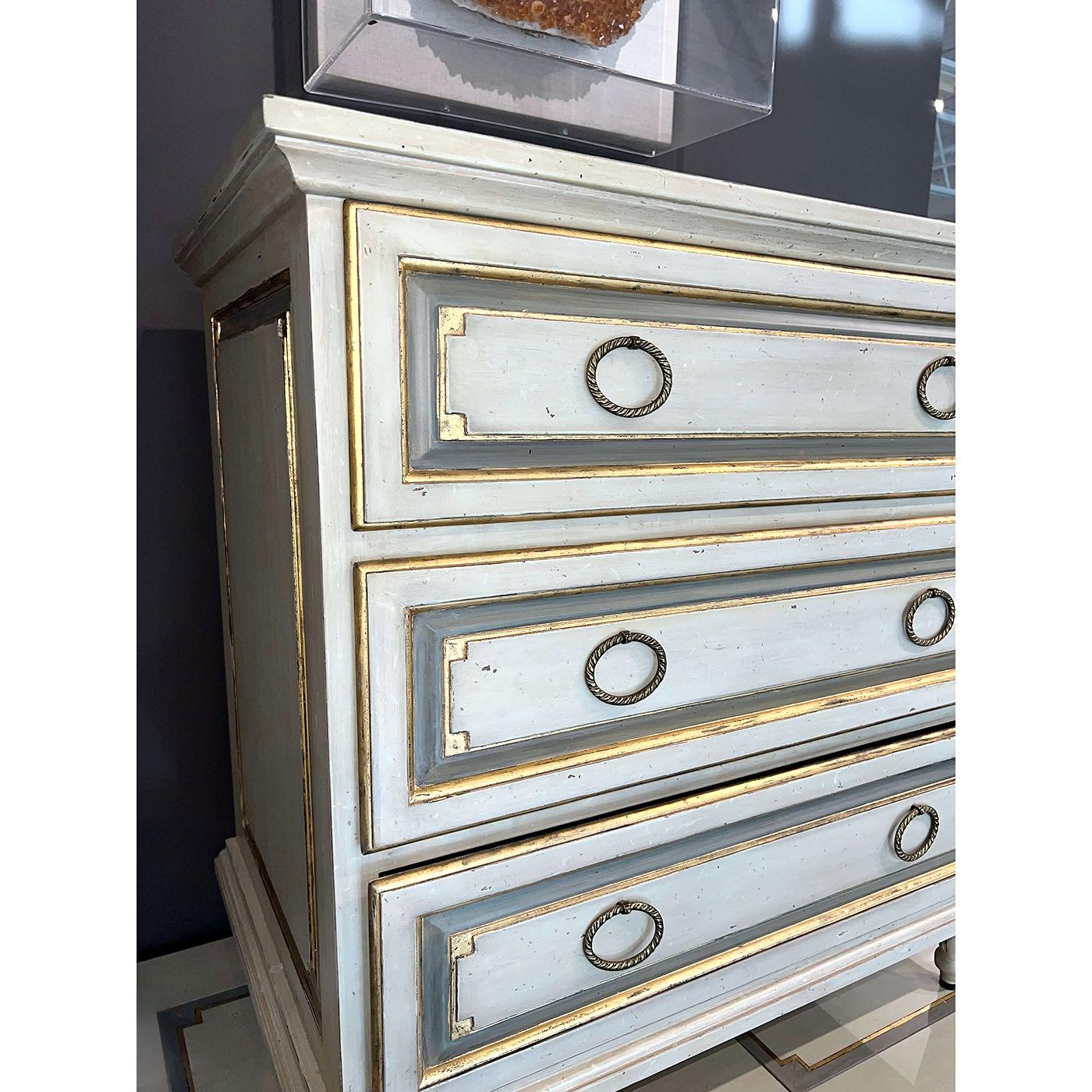 Pair of French Provincial Painted Nightstands For Sale 1