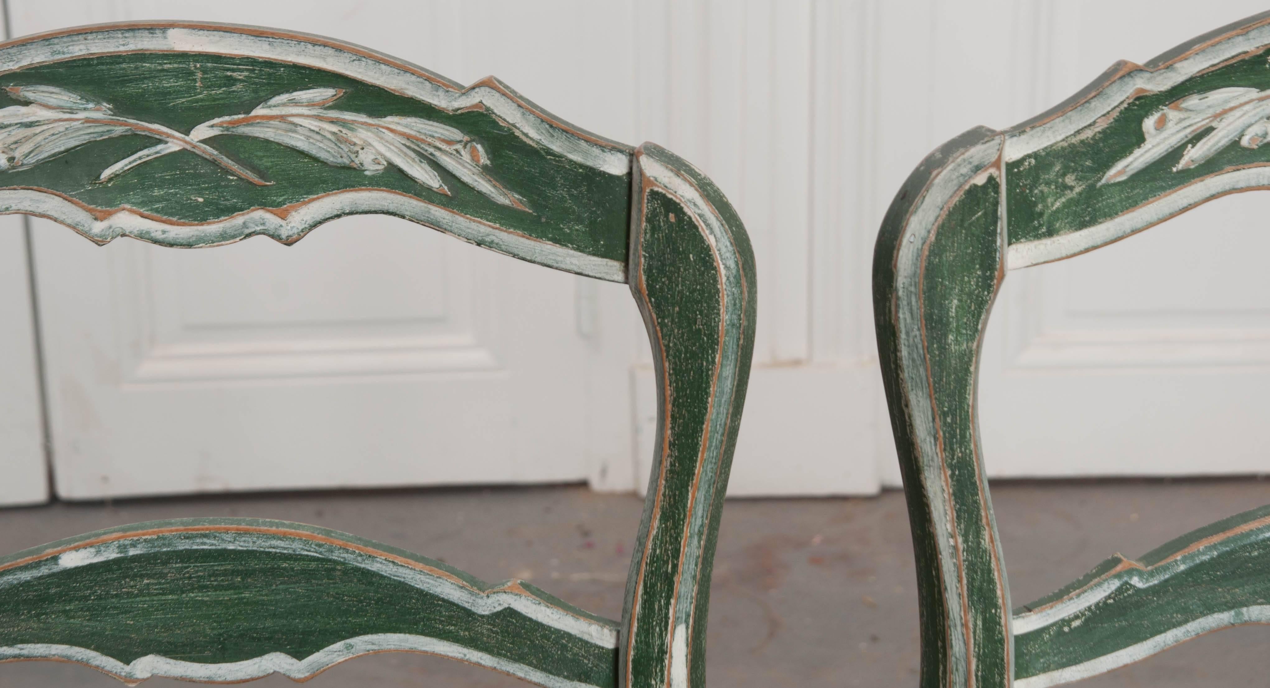 Pair of French Provincial Painted Rush Seat Chairs In Good Condition In Baton Rouge, LA