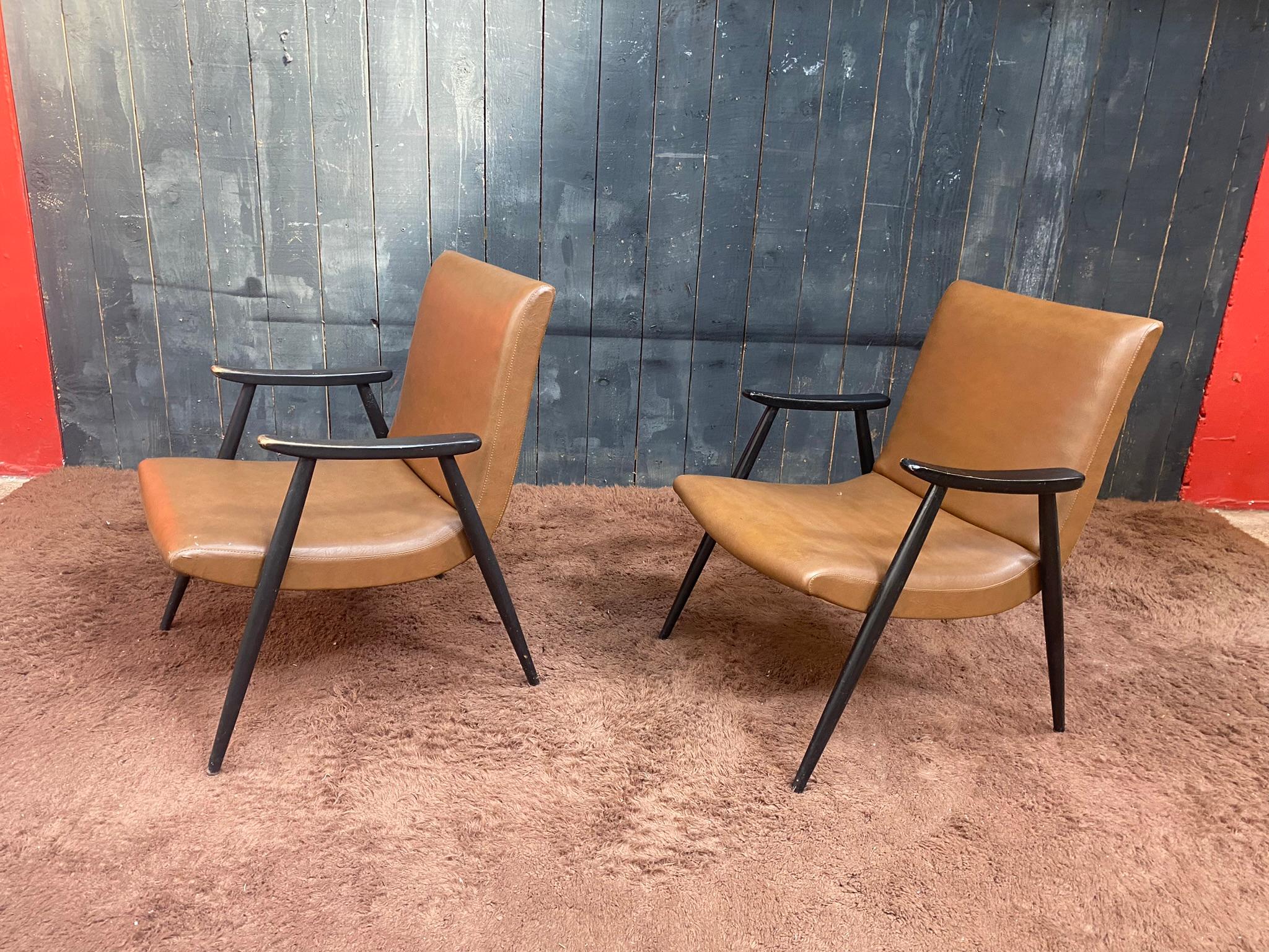 Pair of French Reconstruction Armchair, circa 1960 For Sale 4