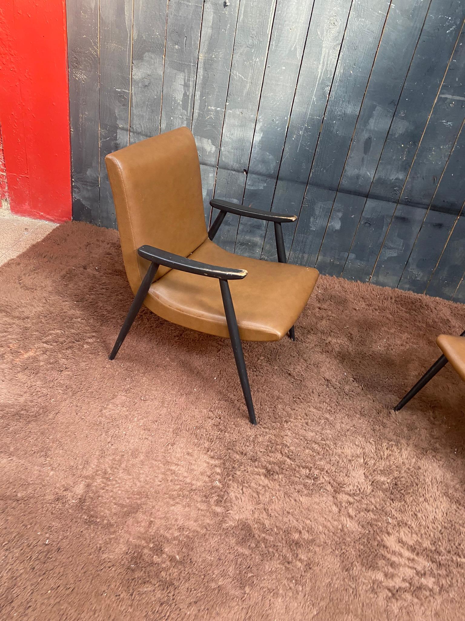 Pair of French Reconstruction Armchair, circa 1960 In Good Condition For Sale In Saint-Ouen, FR