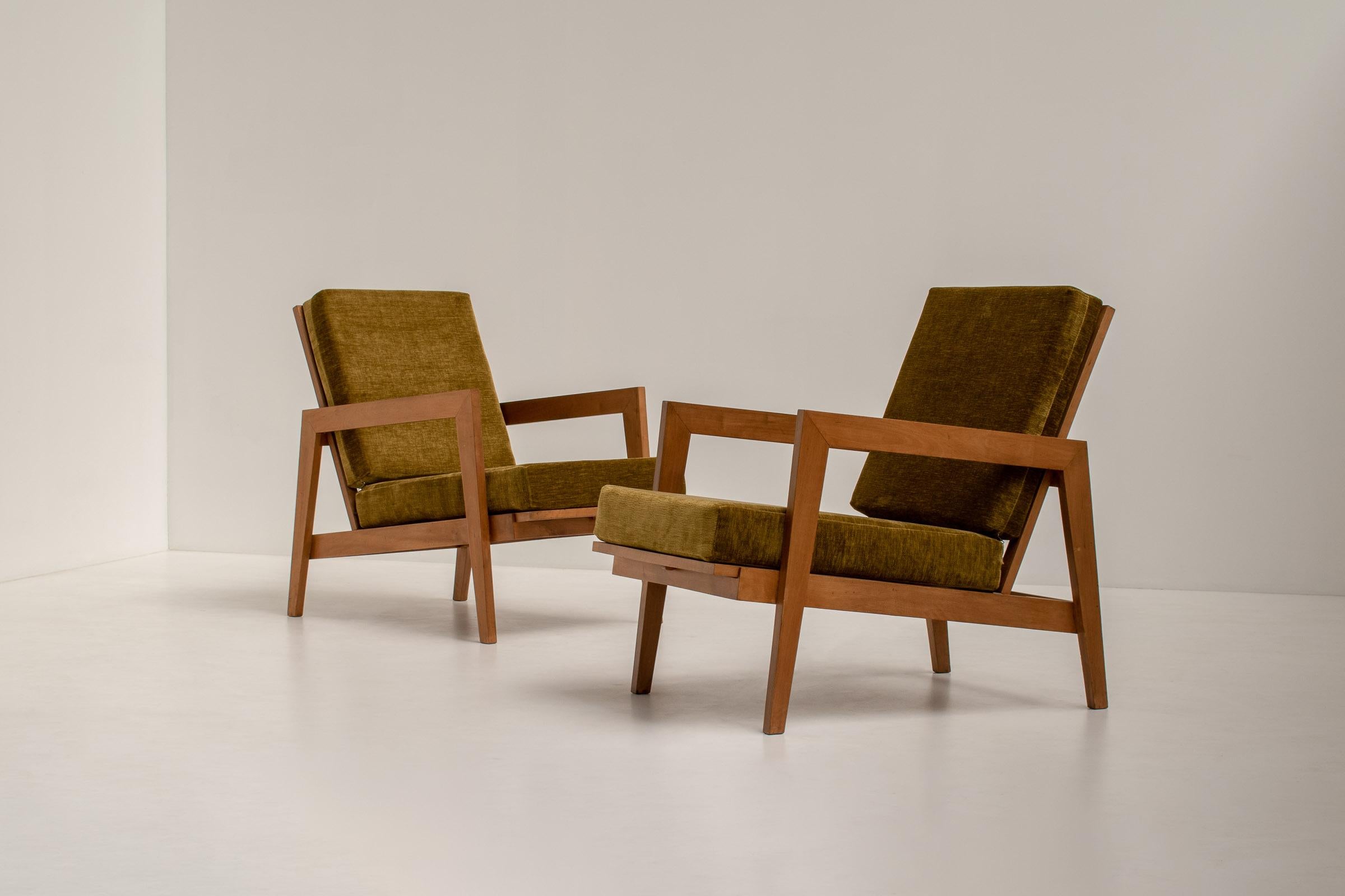 Mid-Century Modern Pair of French Reconstruction Armchairs, France 1960s For Sale
