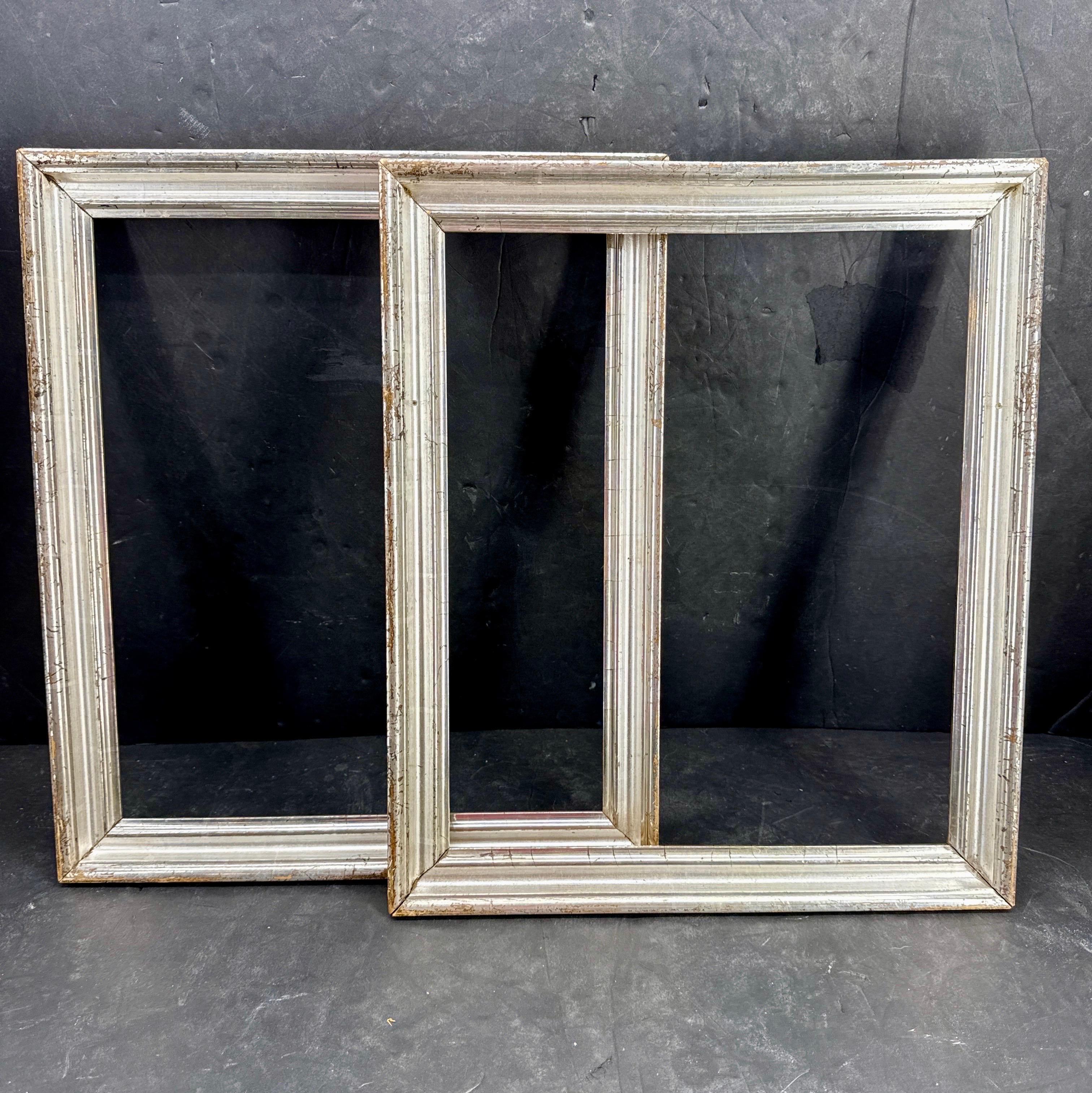 Hand-Crafted Pair of French Rectangular Silver Leaf Gilt Wood Art Frames For Sale