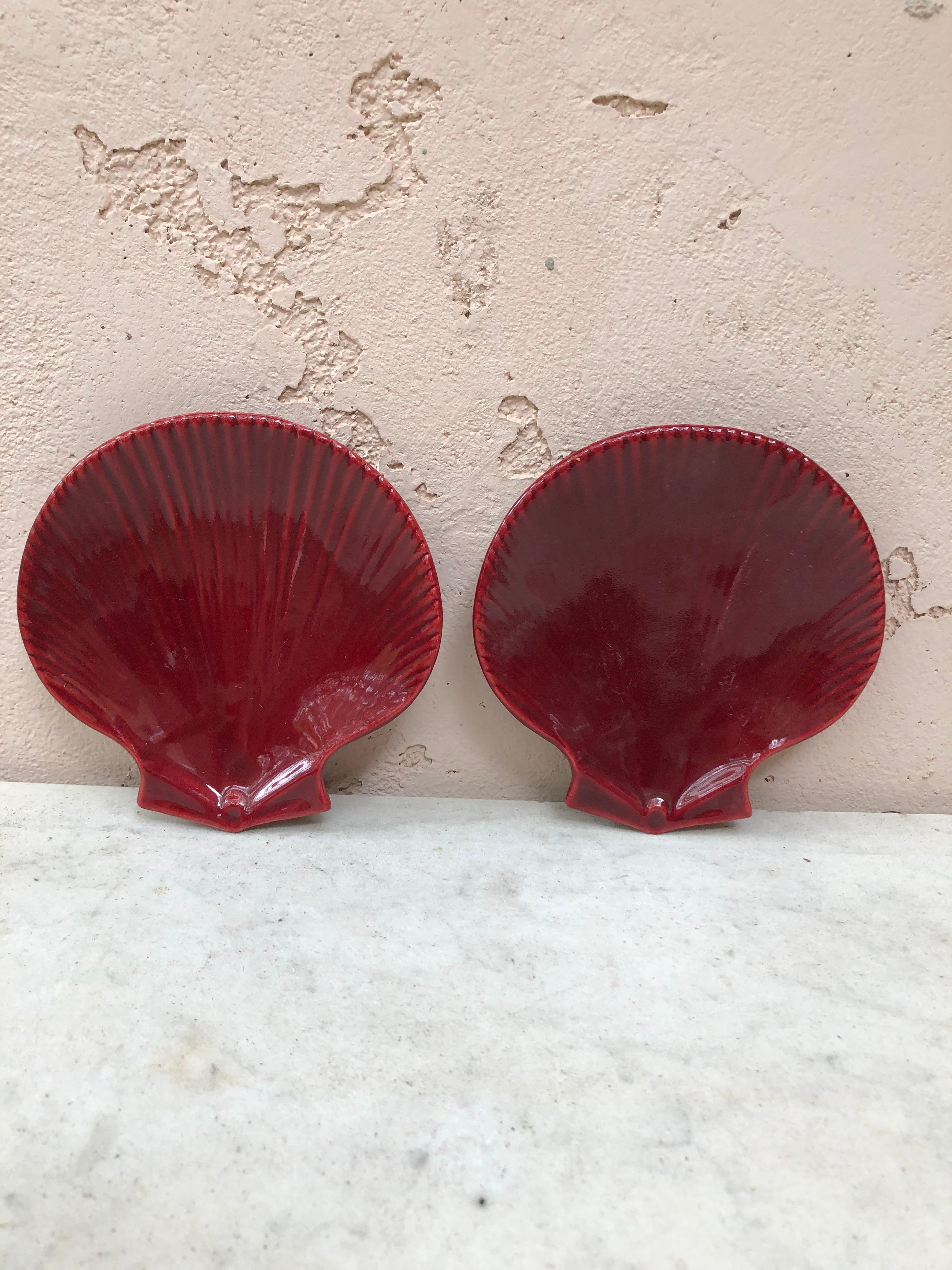 Mid-Century Modern Pair of French Red Majolica Shells Dishes Vallauris, Circa 1950 For Sale
