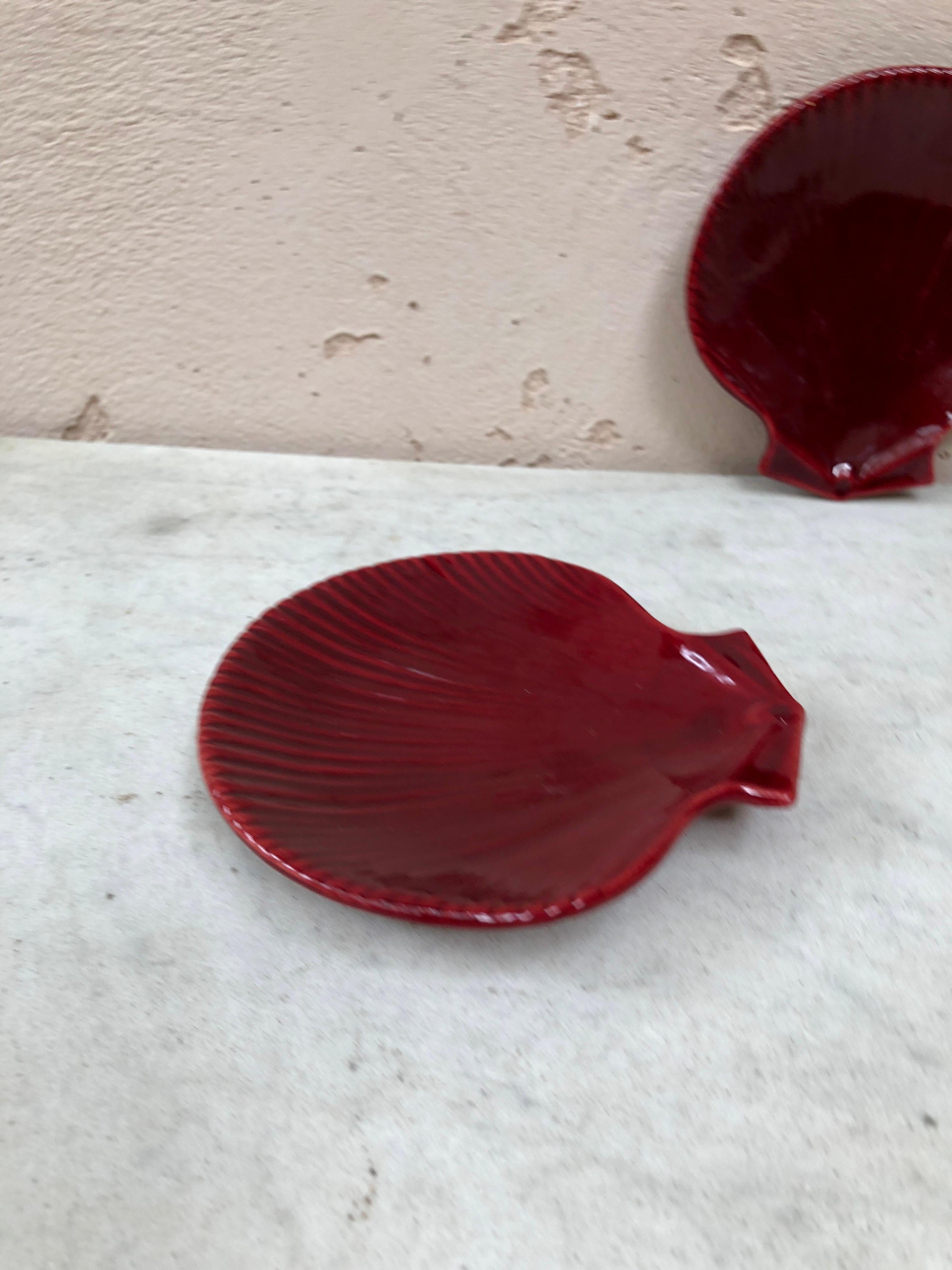 Pair of French Red Majolica Shells Dishes Vallauris, Circa 1950 In Good Condition For Sale In Austin, TX