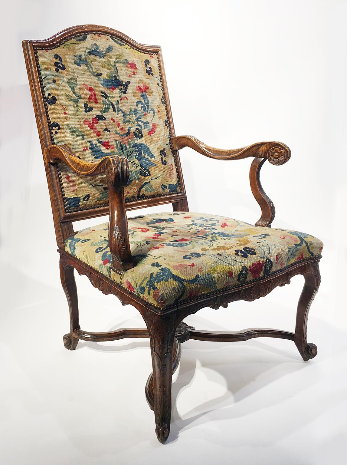 Pair of French Régence Armchairs with Petit Point Embroidery, France, circa 1725 5