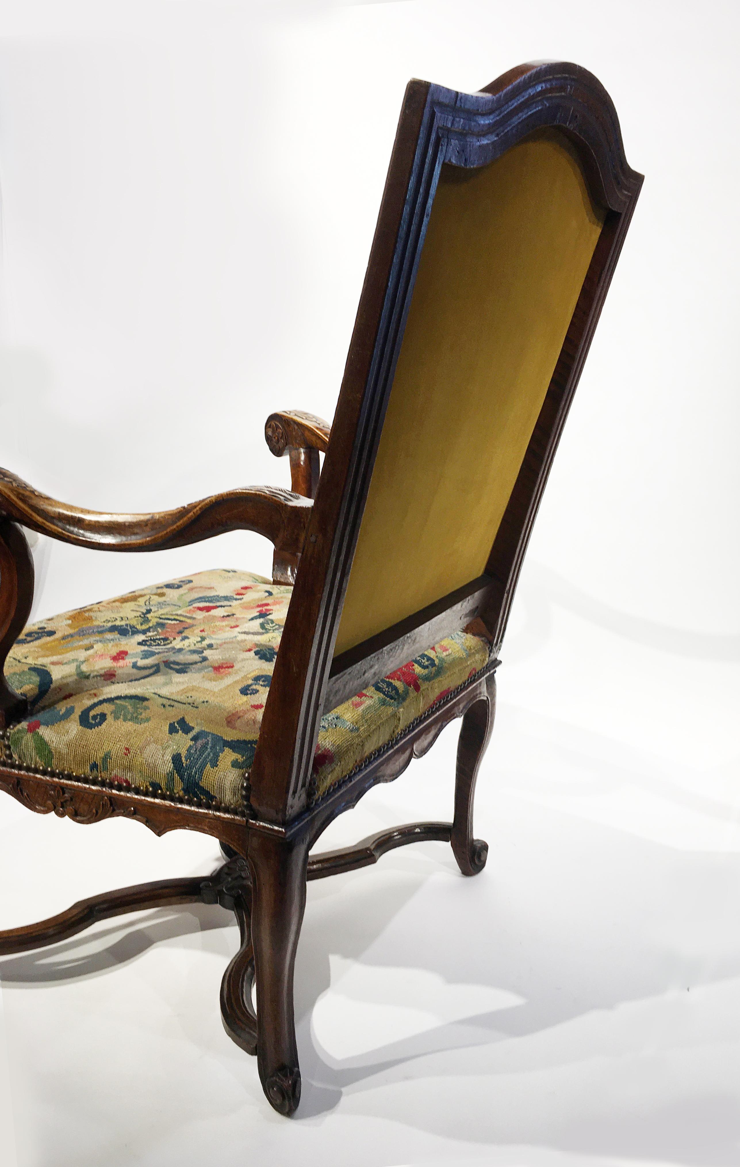 Pair of French Régence Armchairs with Petit Point Embroidery, France, circa 1725 8