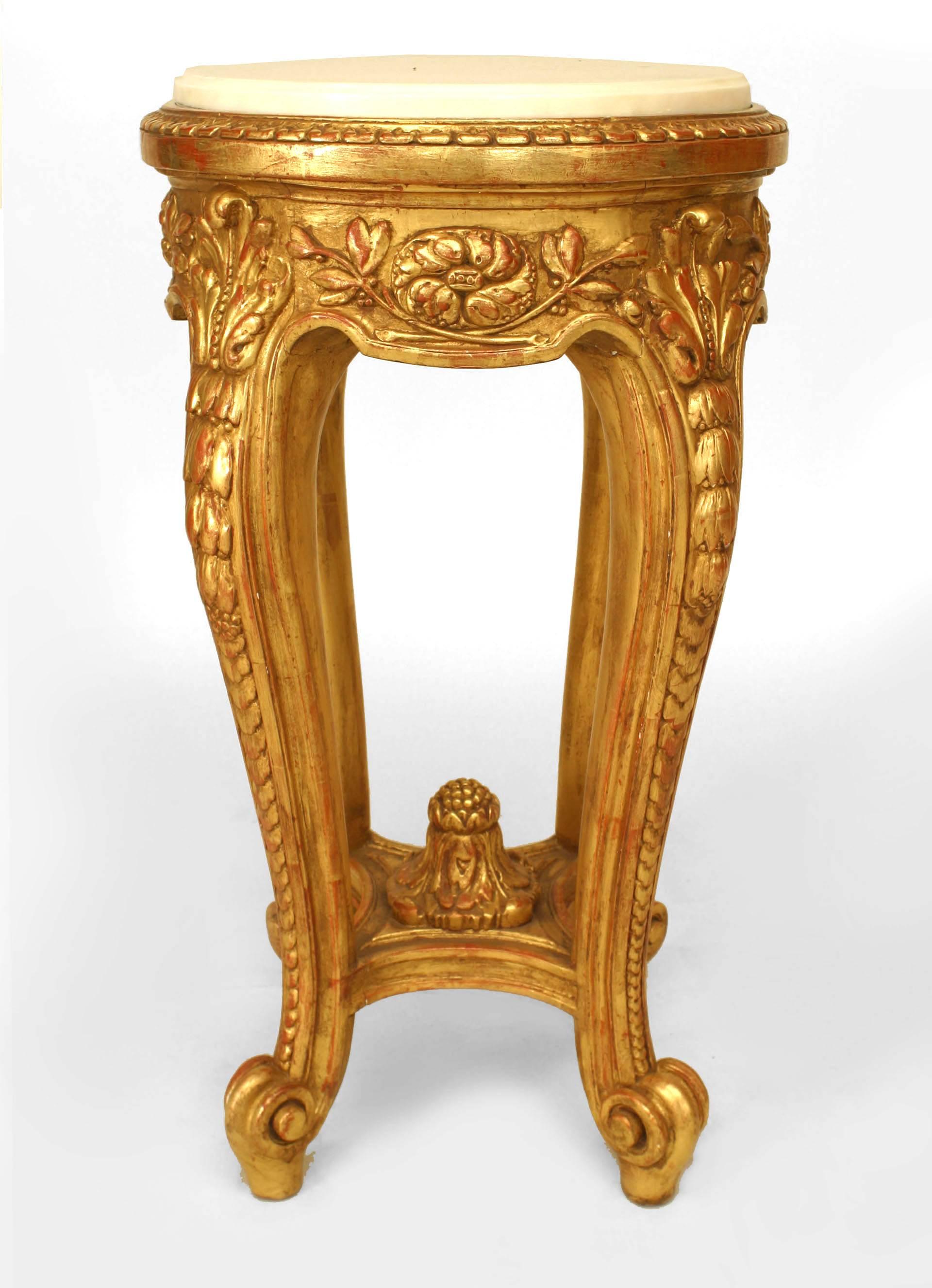 Régence Pair of French Regence Gilt and Marble Top End Tables For Sale