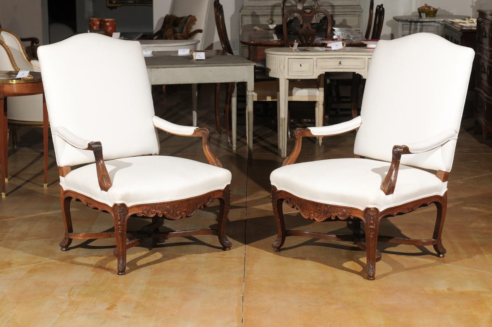 Pair of French Régence Style 19th Century Walnut Armchairs with Carved Foliage 10