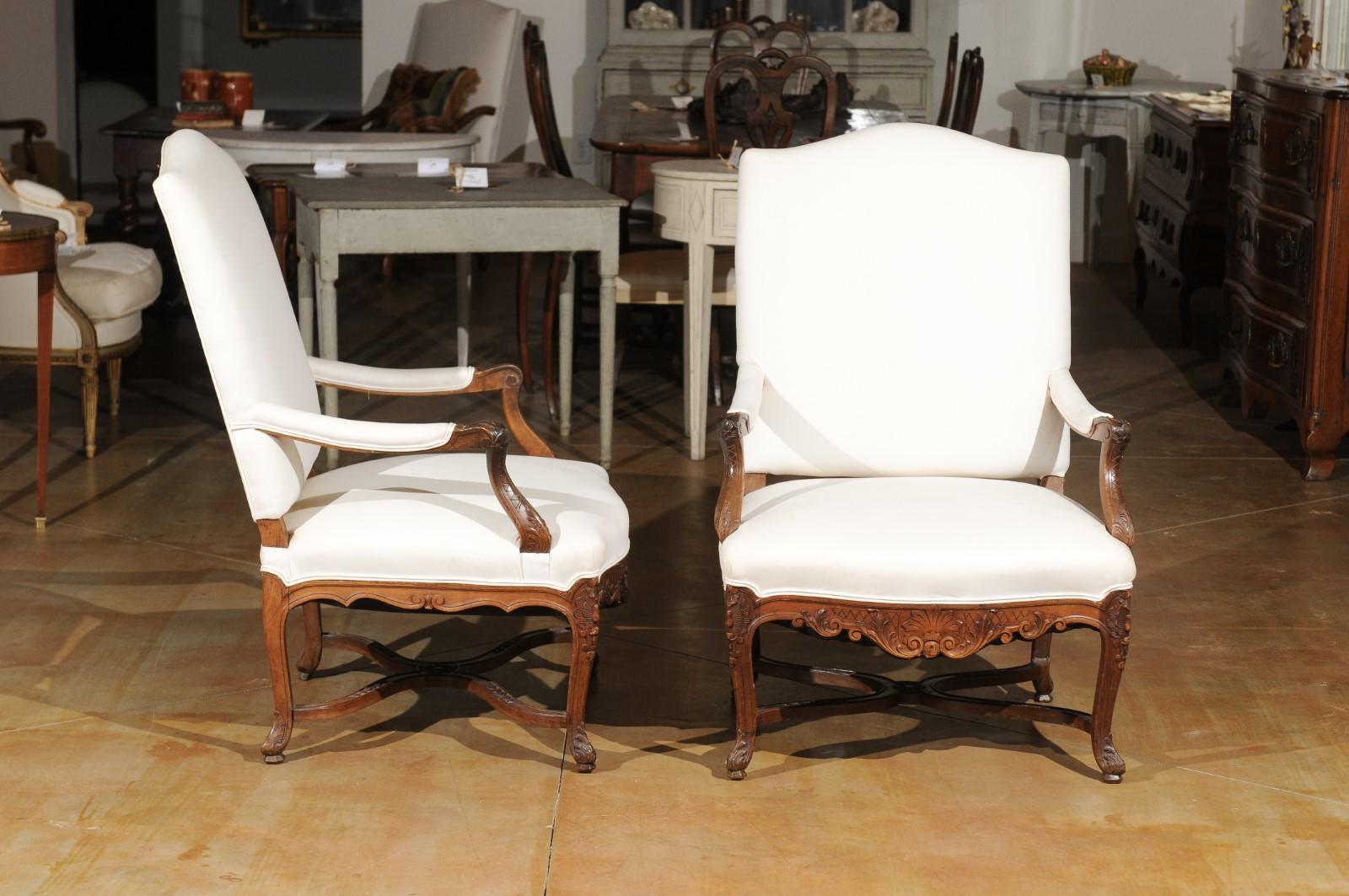Pair of French Régence Style 19th Century Walnut Armchairs with Carved Foliage 3
