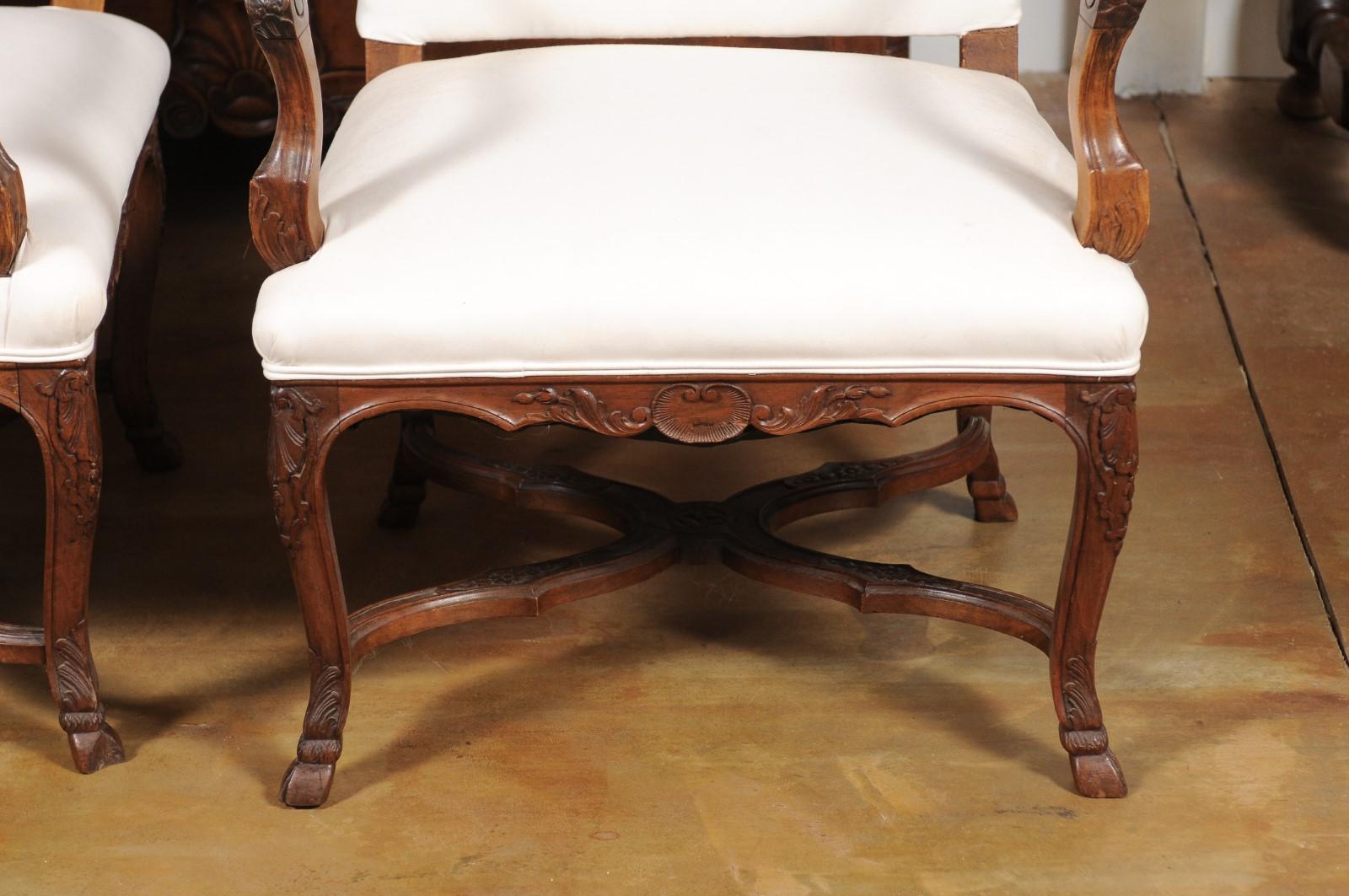 Pair of French Régence Style 19th Century Walnut Fauteuils with Carved Foliage 4